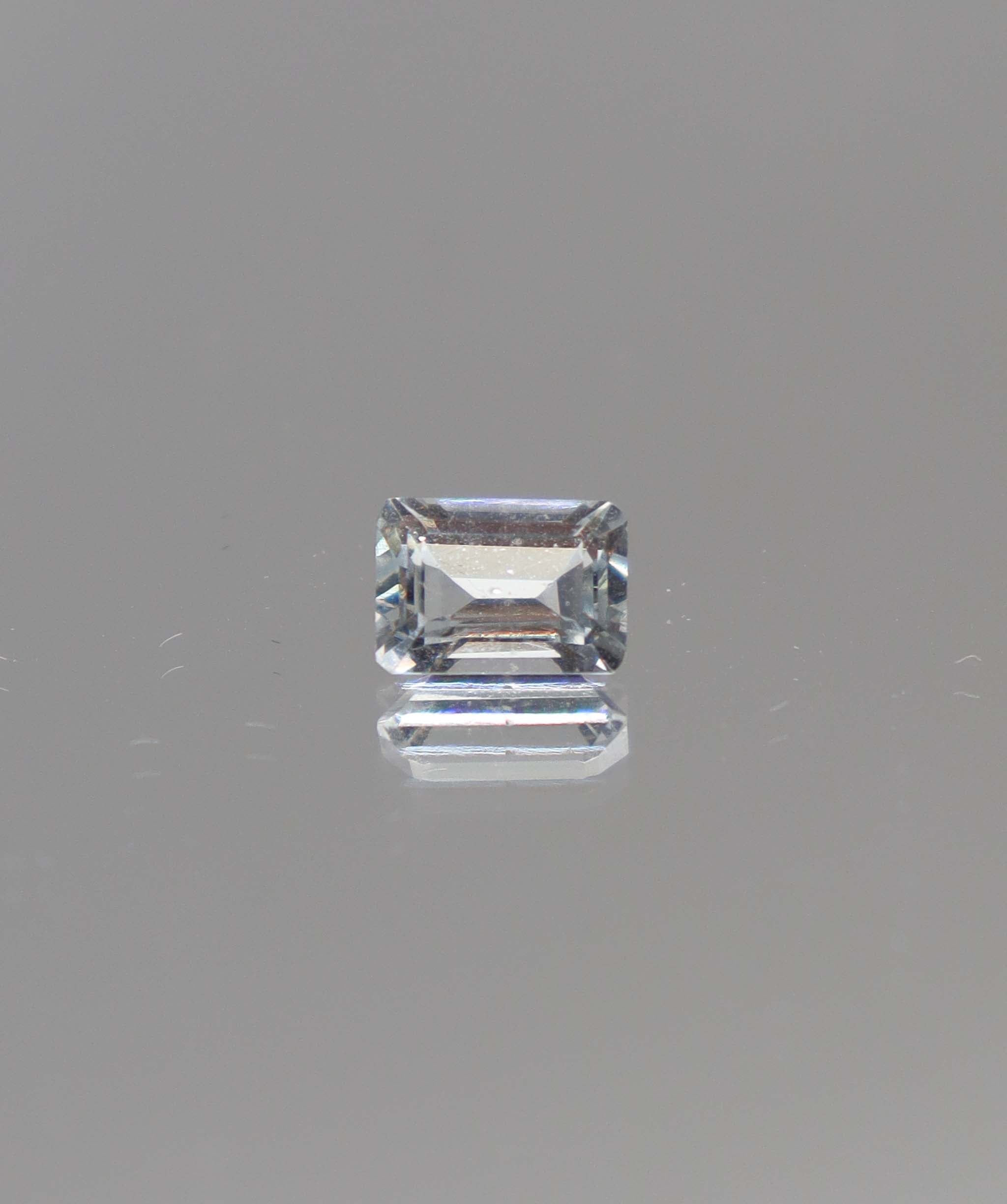 Luxury Promise 0.95ct Aquamarine Emerald DXBCS2229