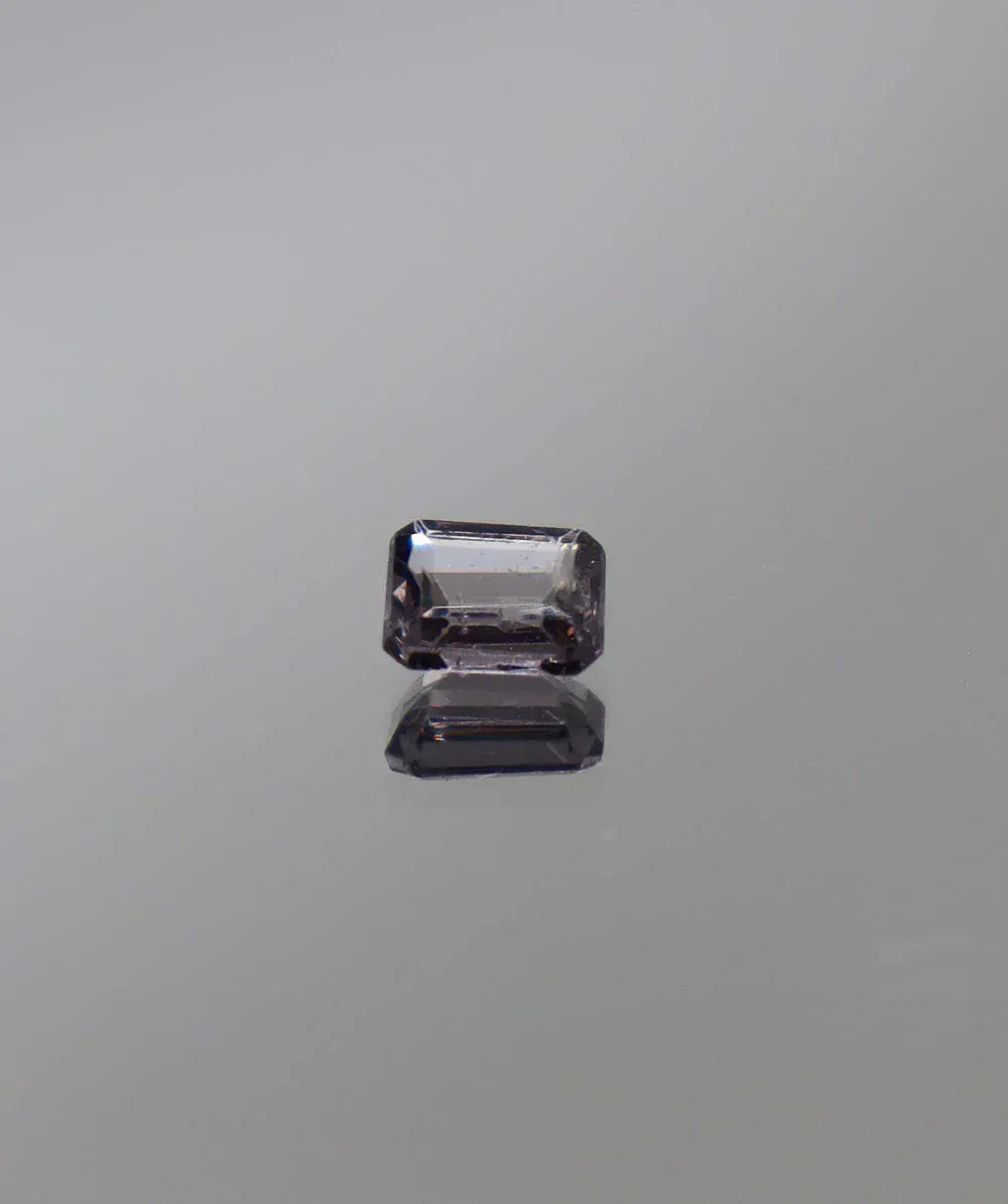 Luxury Promise 0.96ct Gray Spinel Emerald DXBCS3152