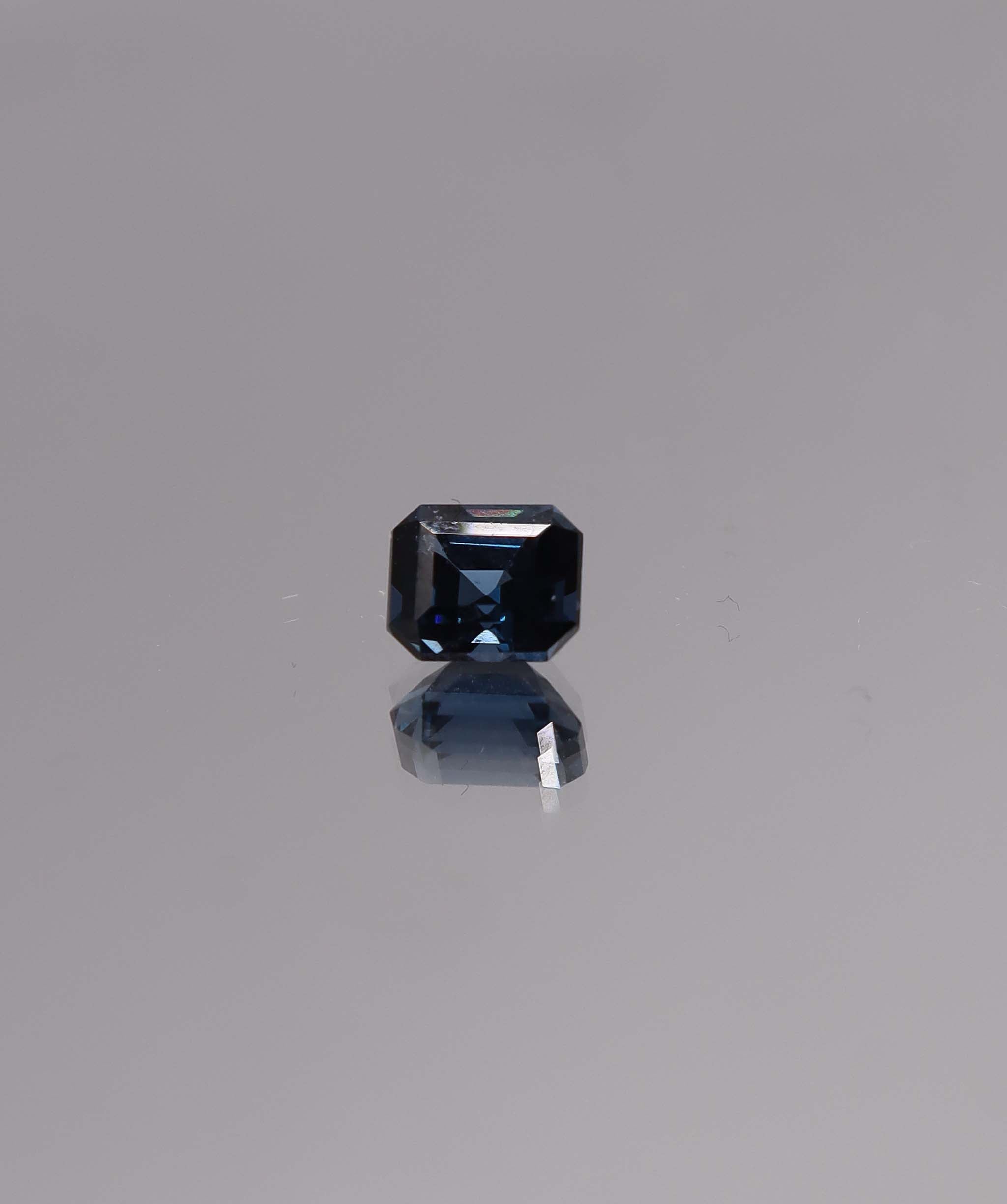 Luxury Promise 0.99ct Royal Blue Spinel Emerald DXBCS1554
