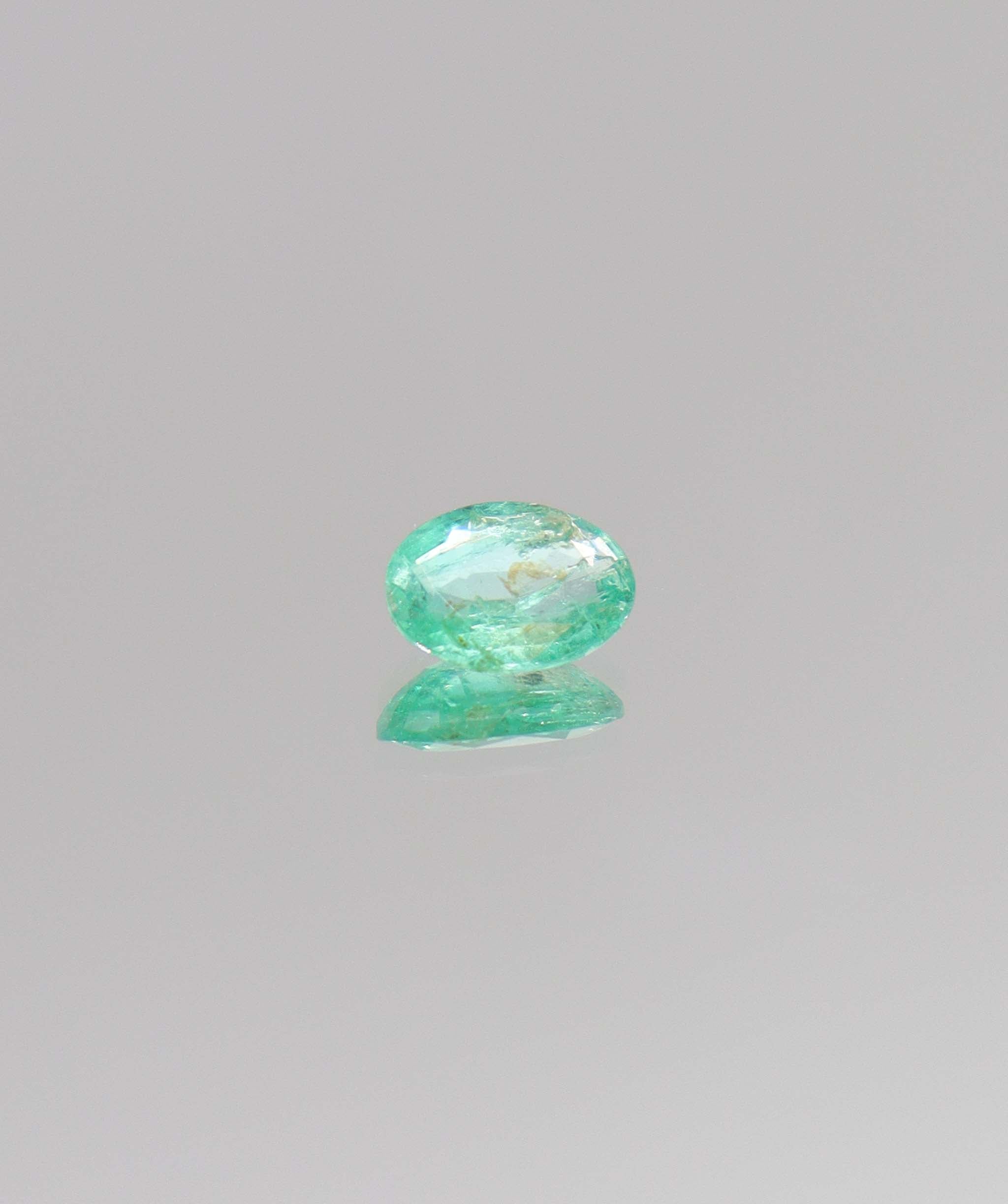 Luxury Promise 0.9ct Columbian Emeralds DXBCS0031