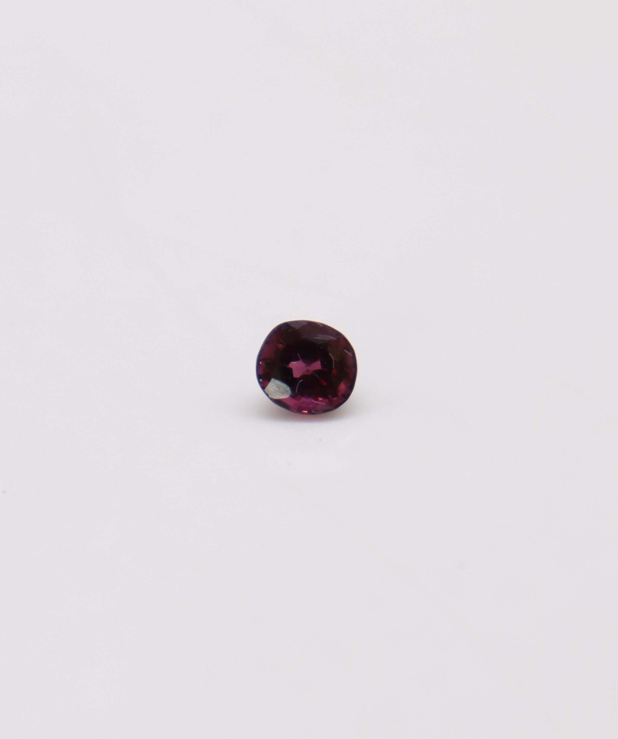 Luxury Promise 0.9ct Red/Pink Round Spinel DXBS4842