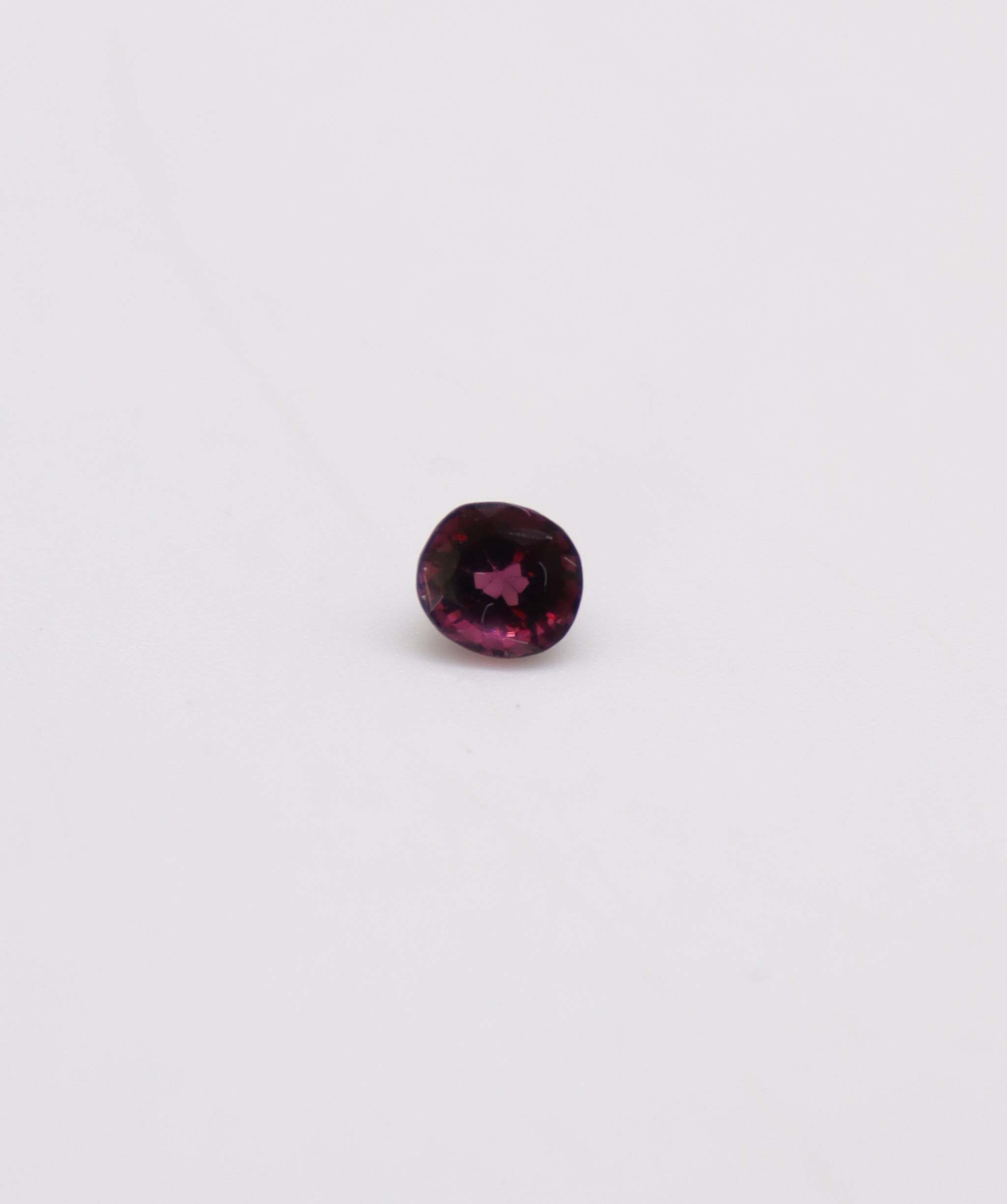 Luxury Promise 0.9ct Red/Pink Round Spinel DXBS4842