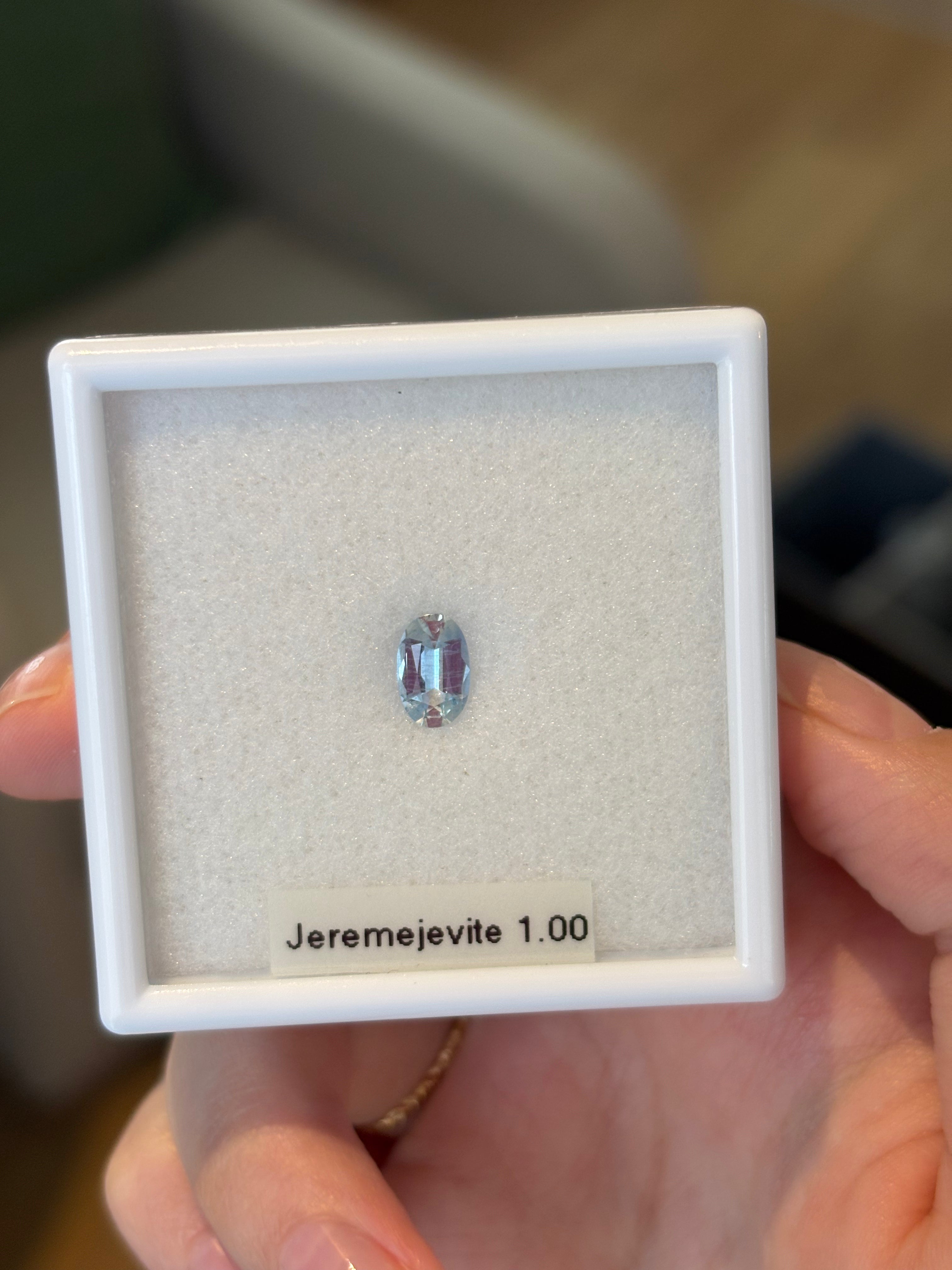 Luxury Promise 1.00ct Jeremejevite DXBCD0753