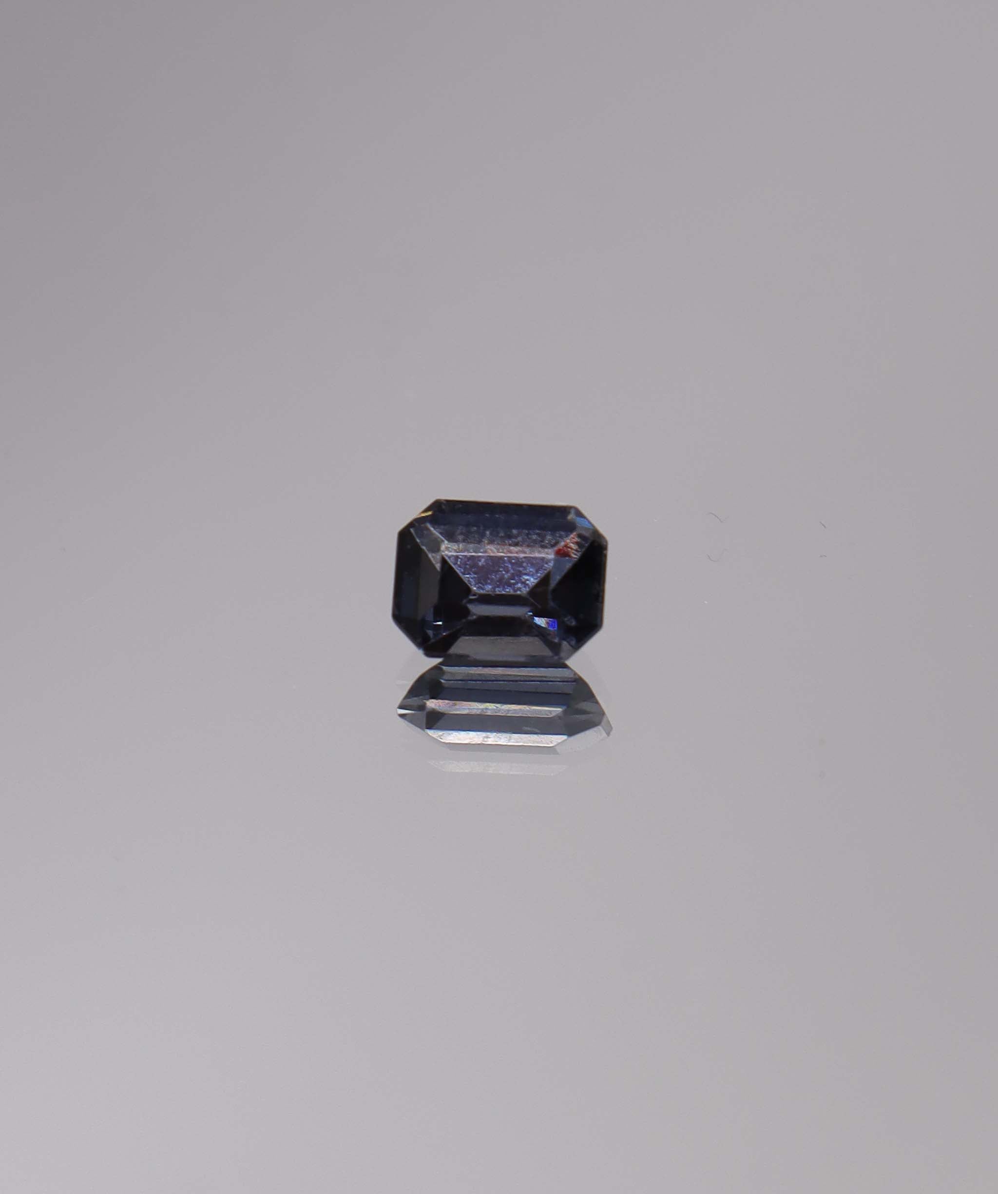 Luxury Promise 1.00ct Lavender / Lilac Spinel Emerald DXBCS1584