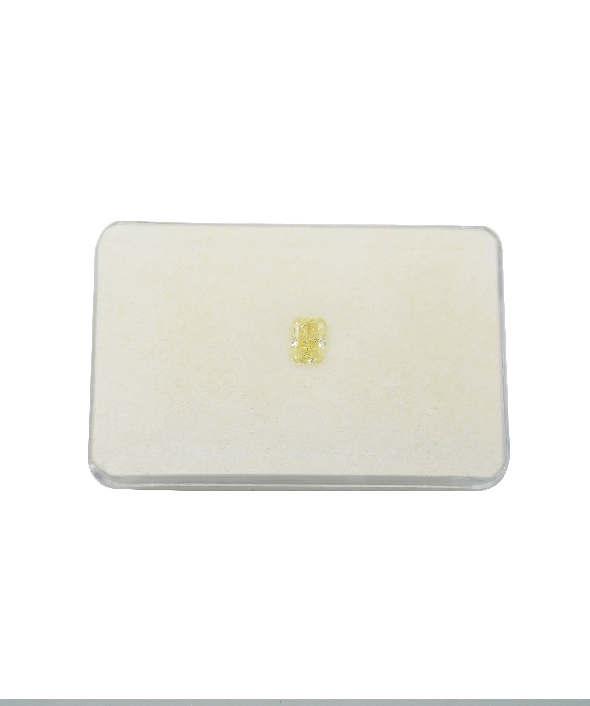 Luxury Promise 1.01CT  INTENSE FROZEN YELLOW RADIANT DIAMOND DBXN0362