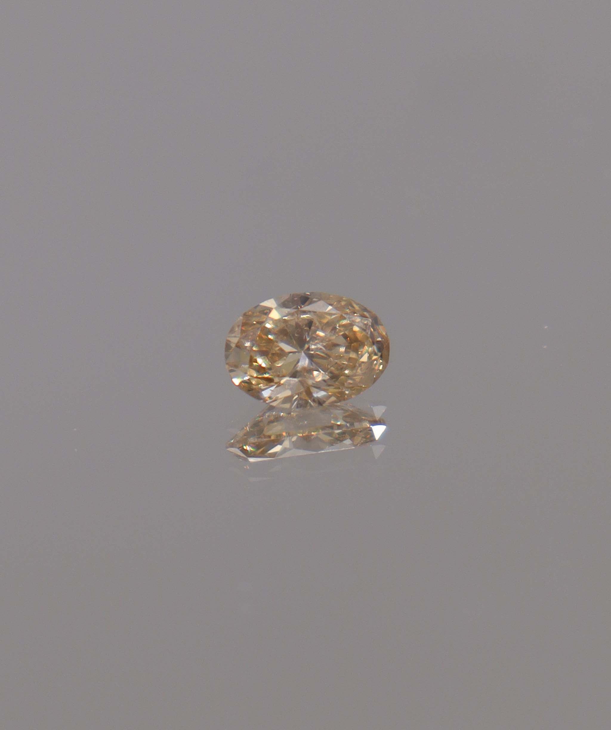 Luxury Promise 1.01CT INTENSE ROSEFLAKE ORANGE LONG OVAL DIAMOND DXBN0475