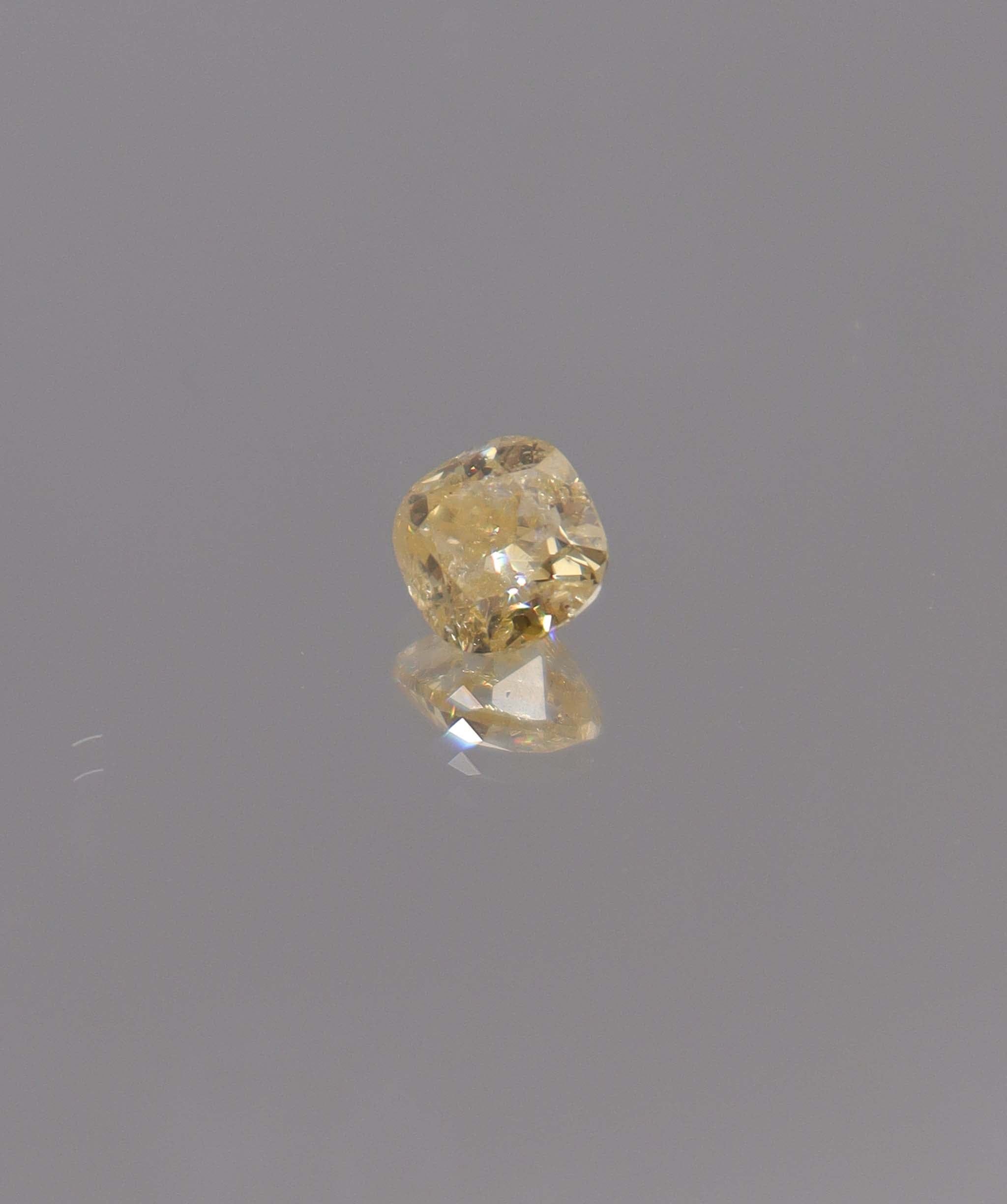Luxury Promise 1.01CT INTENSE YELLOW CUSH DIAMOND DXBN0496