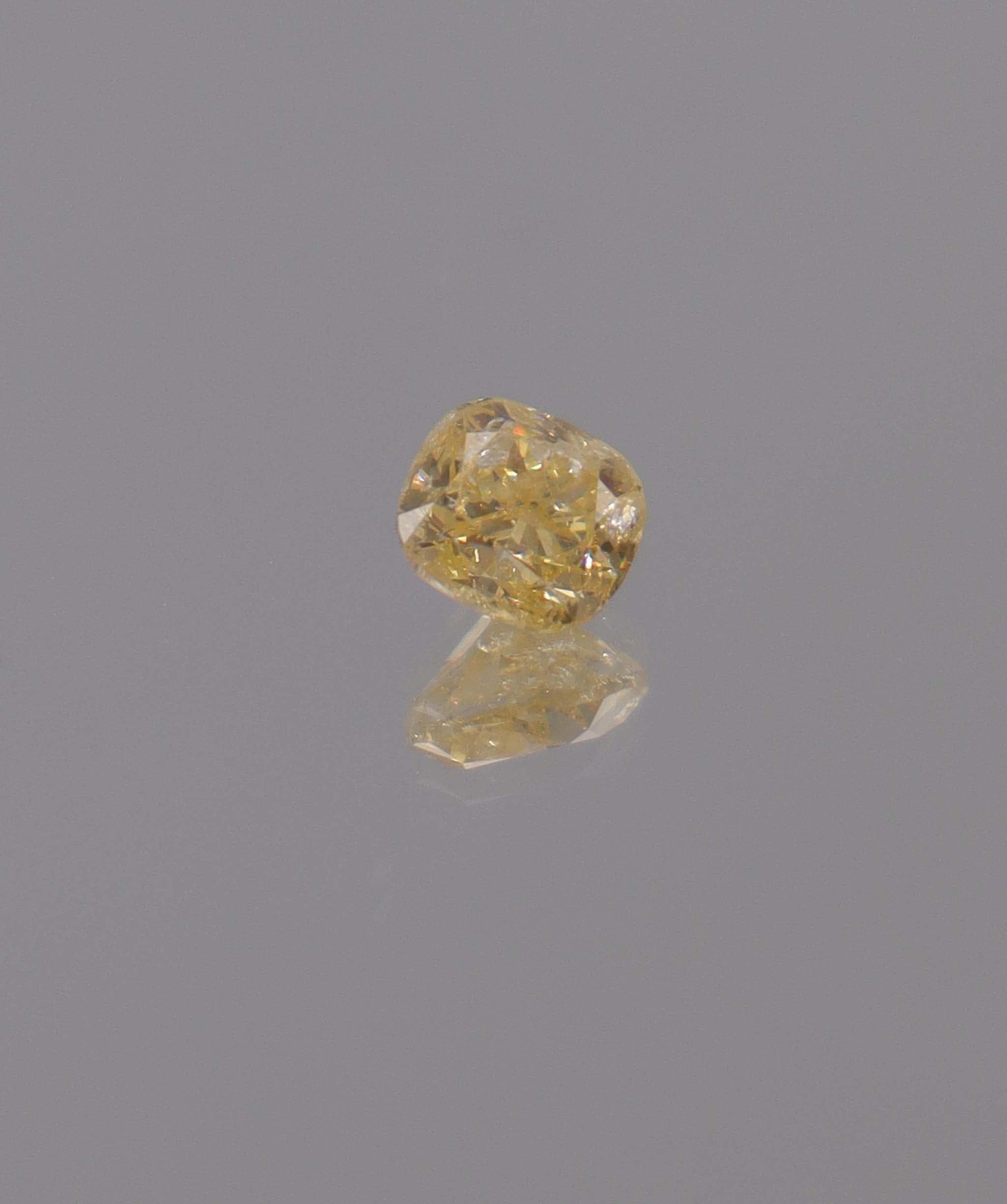 Luxury Promise 1.01CT INTENSE YELLOW CUSH DIAMOND DXBN0496