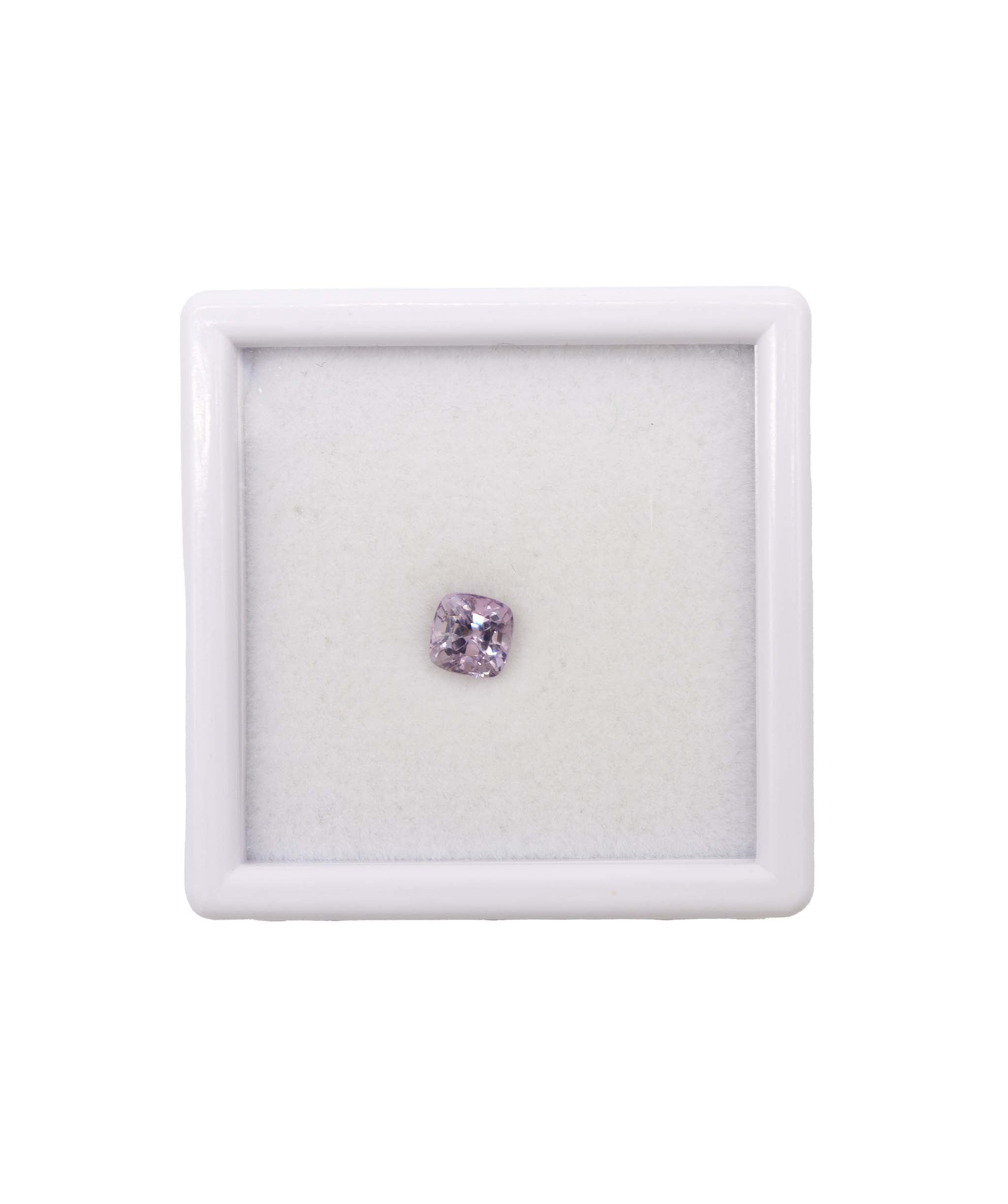 Luxury Promise 1.02cts purple silver spinel 5.4X5.4X4.4 DXBD0318