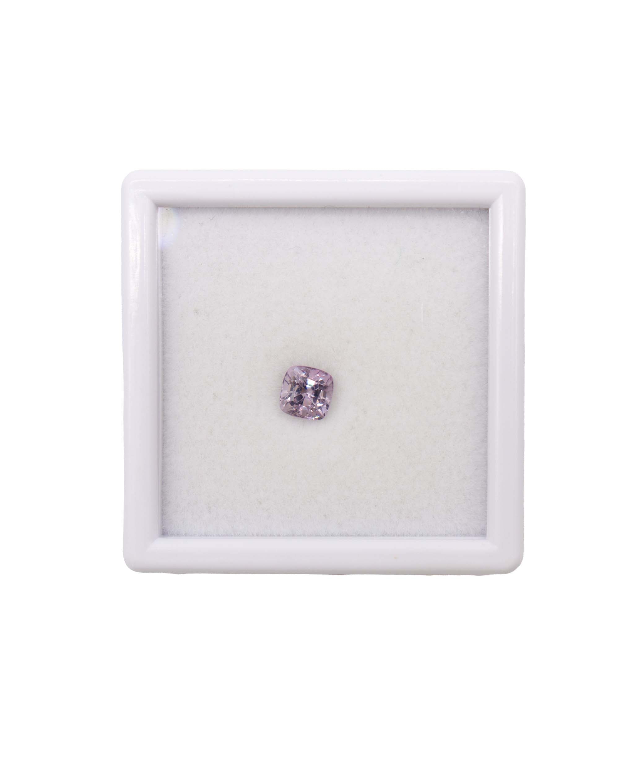 Luxury Promise 1.02cts purple silver spinel 5.4X5.4X4.4 DXBD0318