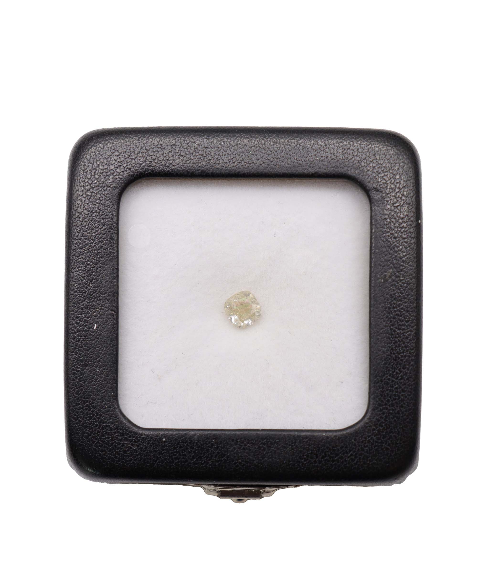 Luxury Promise 1.03CT HAZEL CHAMPAGNE CUSHION DIAMOND 1 PIECE SET  DXBN0064