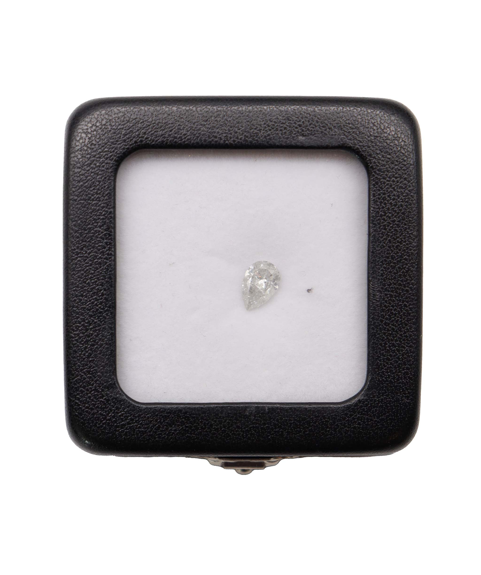 Luxury Promise 1.04CT G EYECLEAN PEAR DIAMOND 1 PIECE SET  DXBN0063