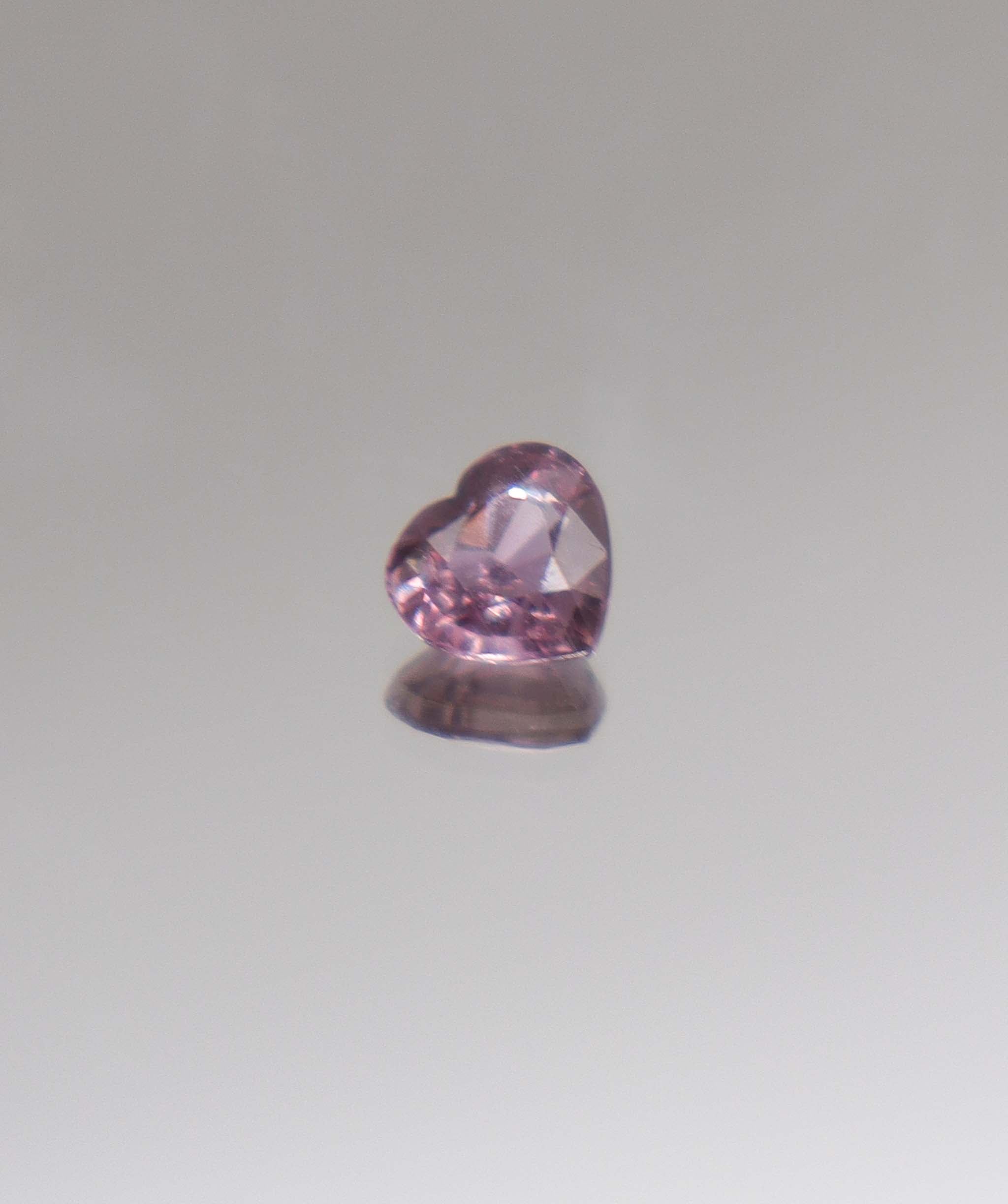 Luxury Promise 1.11ct Heart Pink Sapphire with Lab Report (No heat) DXBCD0742