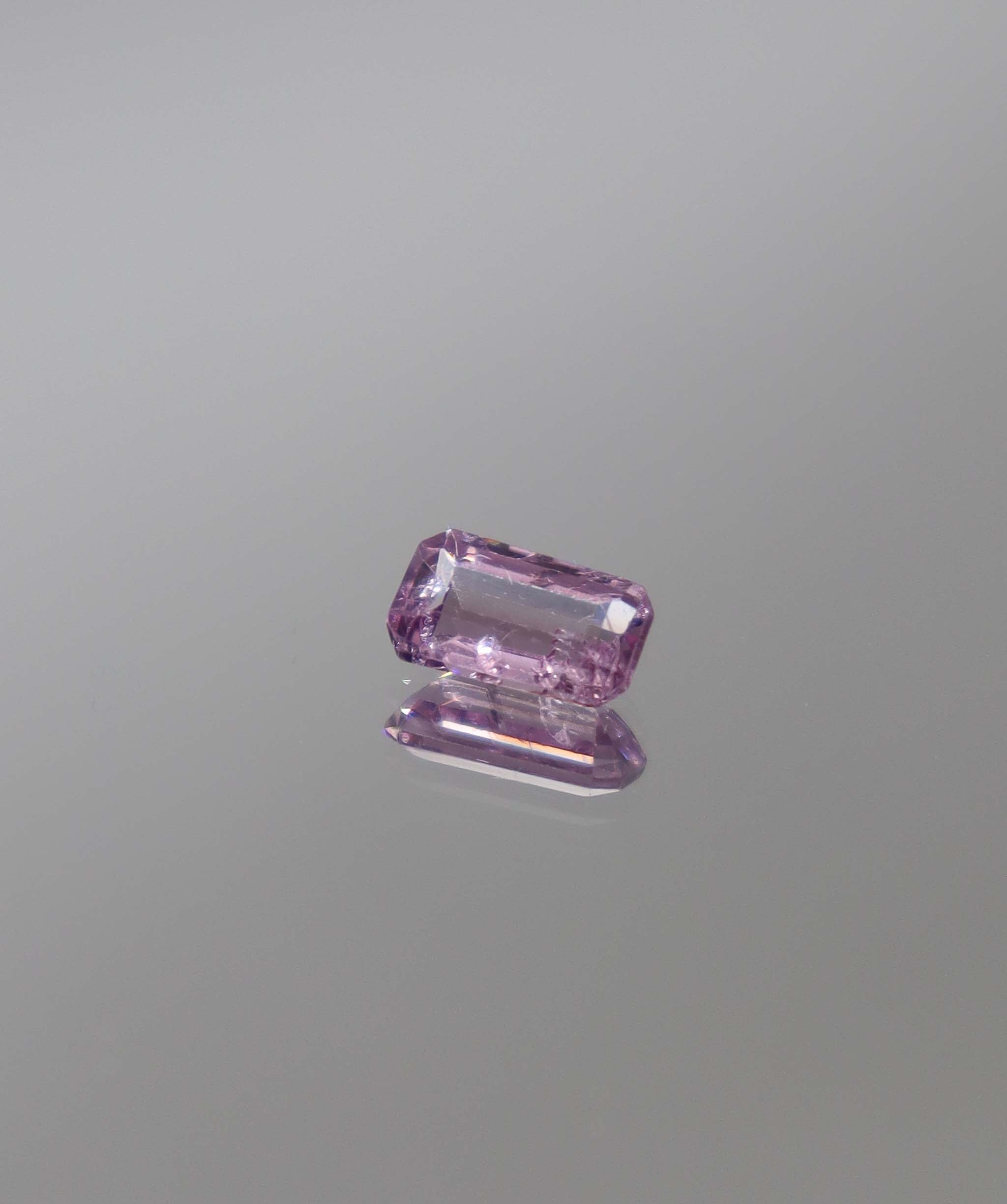Luxury Promise 1.17ct Light Purple Spinel Emerald DXBCD1283