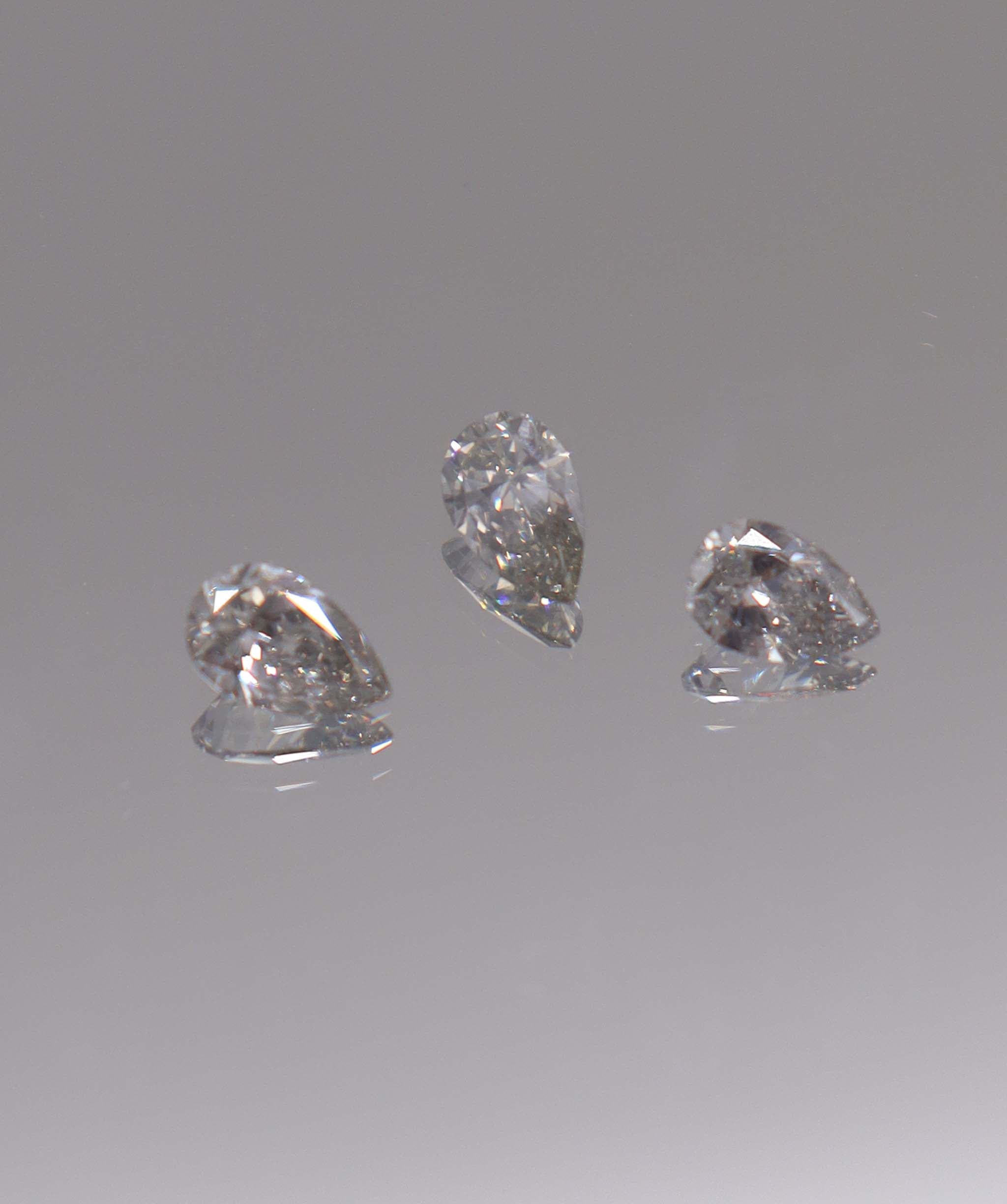 Luxury Promise 1.1CT FANCY GREY PEARS DIAMOND TRIO DXBN0497