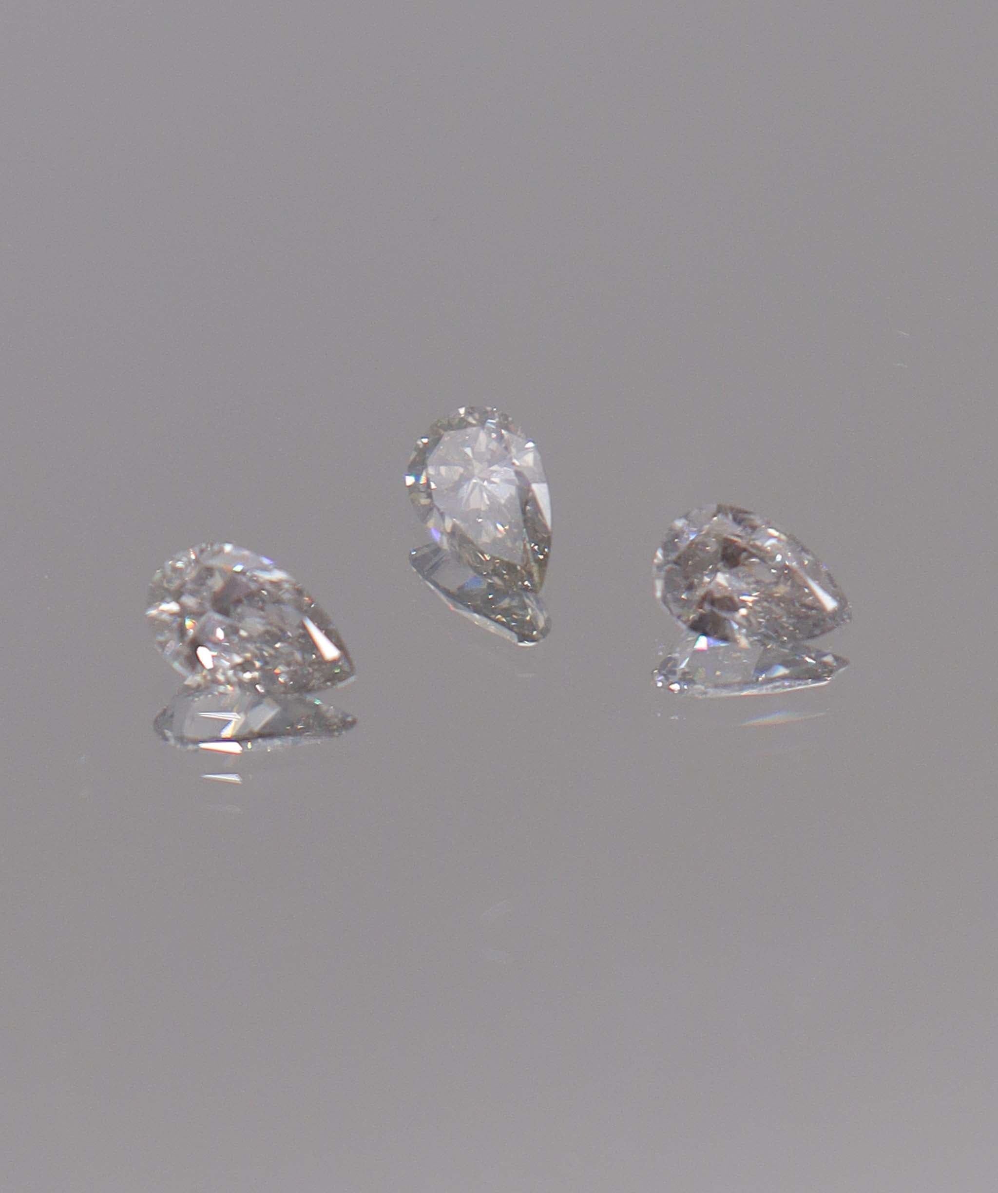 Luxury Promise 1.1CT FANCY GREY PEARS DIAMOND TRIO DXBN0497