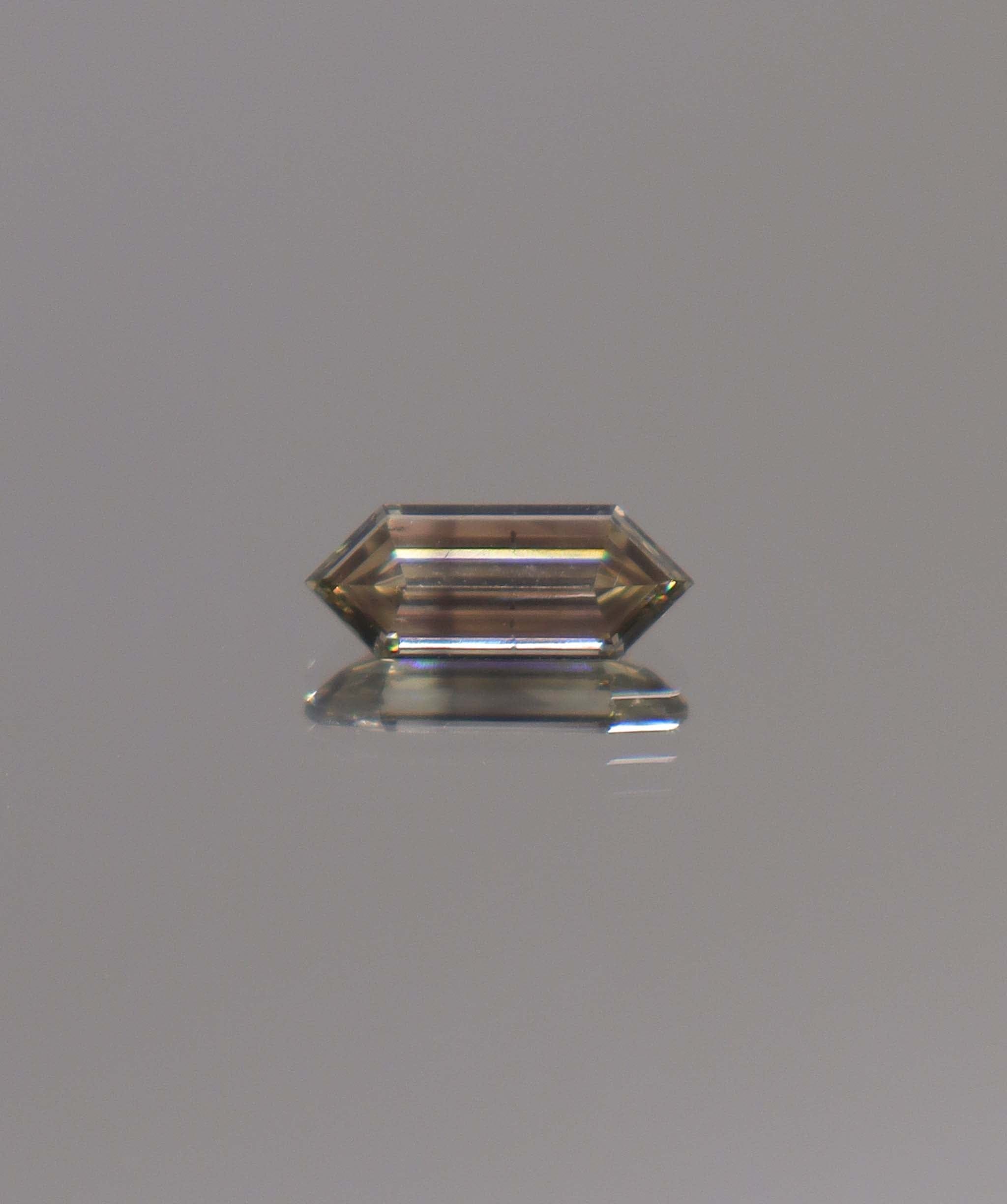 Luxury Promise 1.25CT GREYISH GREEN-CHAMELEON SIX SIDED EMERALD CUT DIAMOND DXBN0485