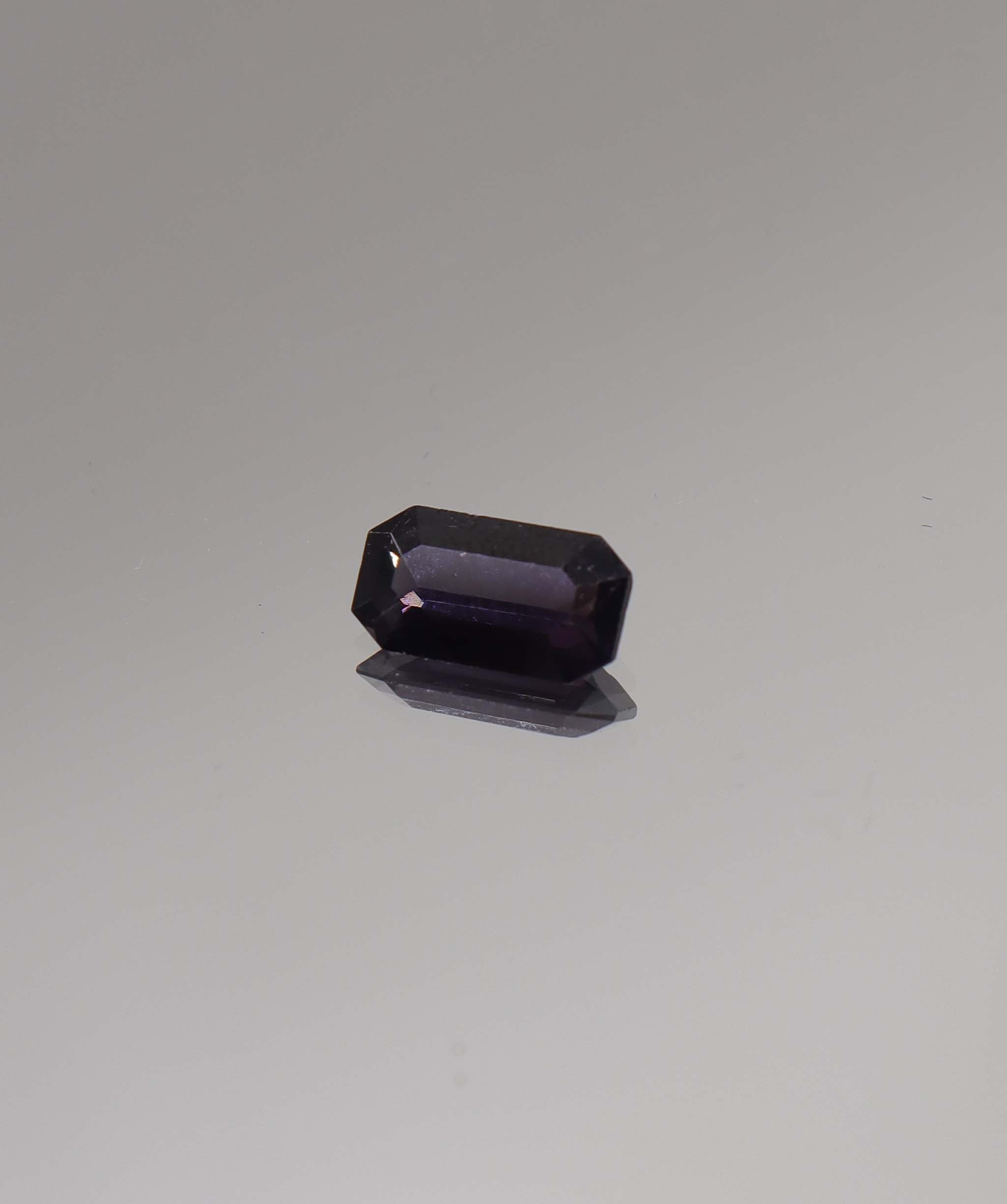 Luxury Promise 1.28ct Eggplant Spinel Emerald DXBCS1562