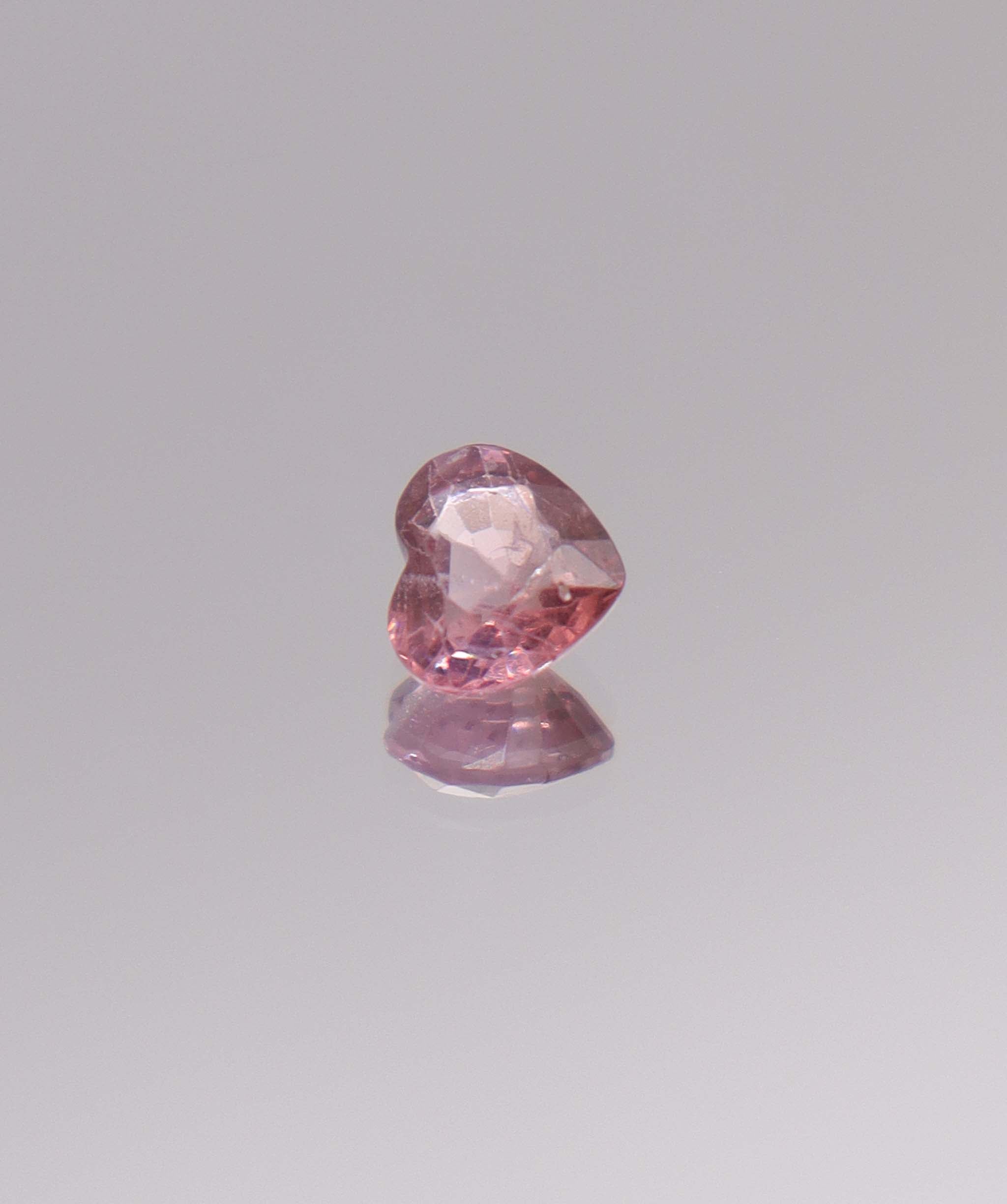 Luxury Promise 1.28ct  heart spinel DXBCD1094