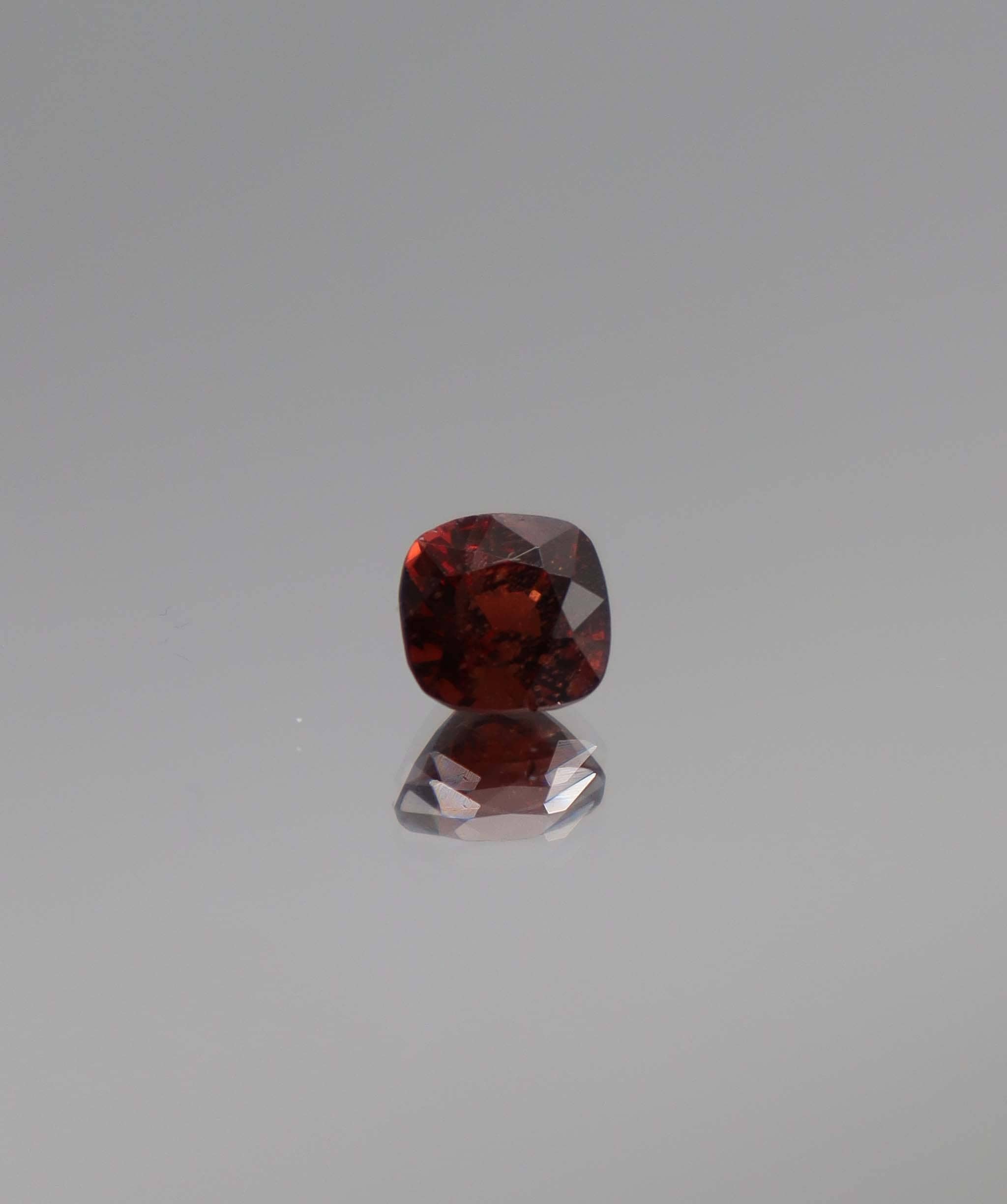 Luxury Promise 1.33ct Deep Red Spinel Cushion DXBCD1313