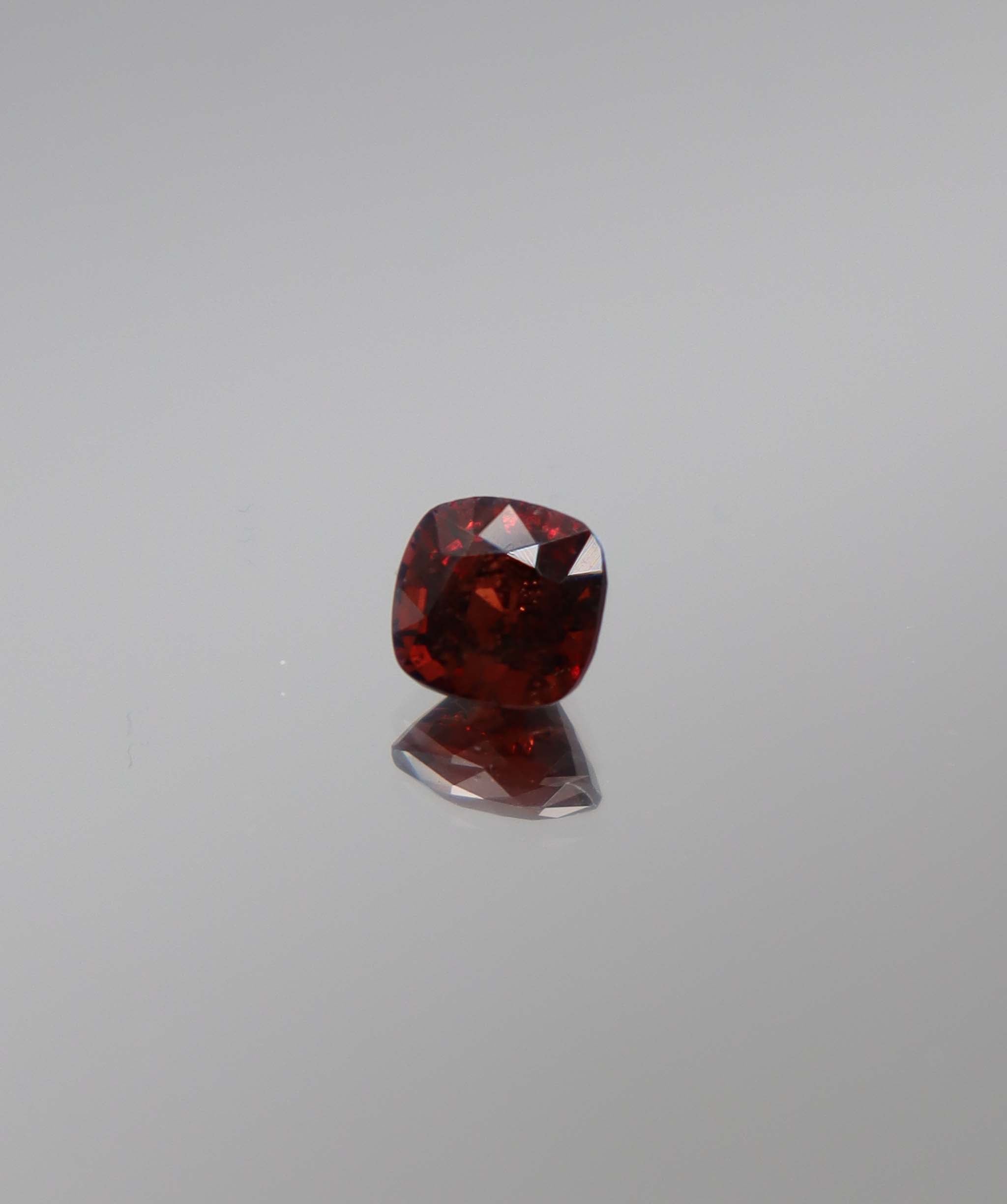 Luxury Promise 1.33ct Deep Red Spinel Cushion DXBCD1313