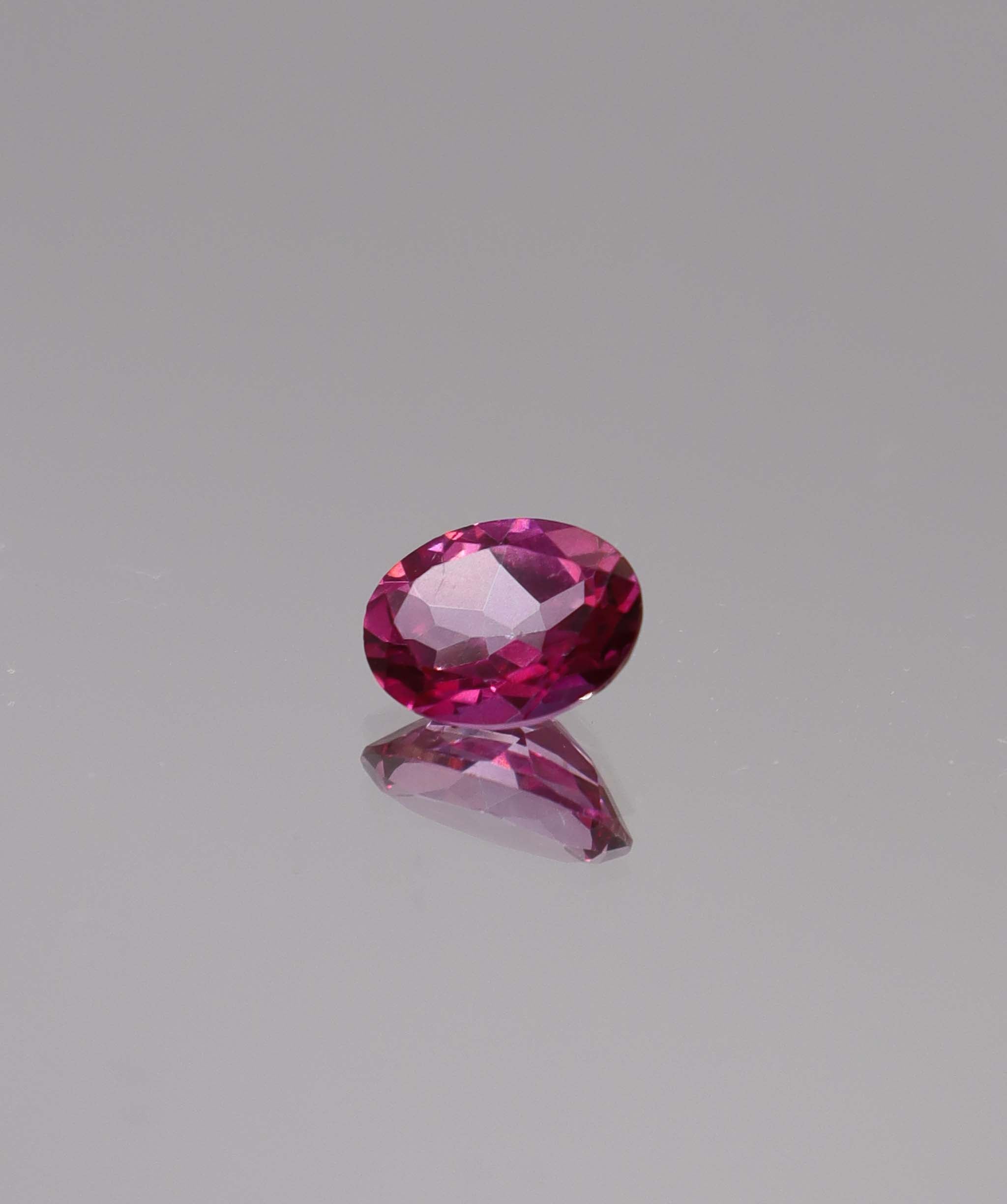 Luxury Promise 1.36ct Oval Cut Pink Topaz DXBS6170