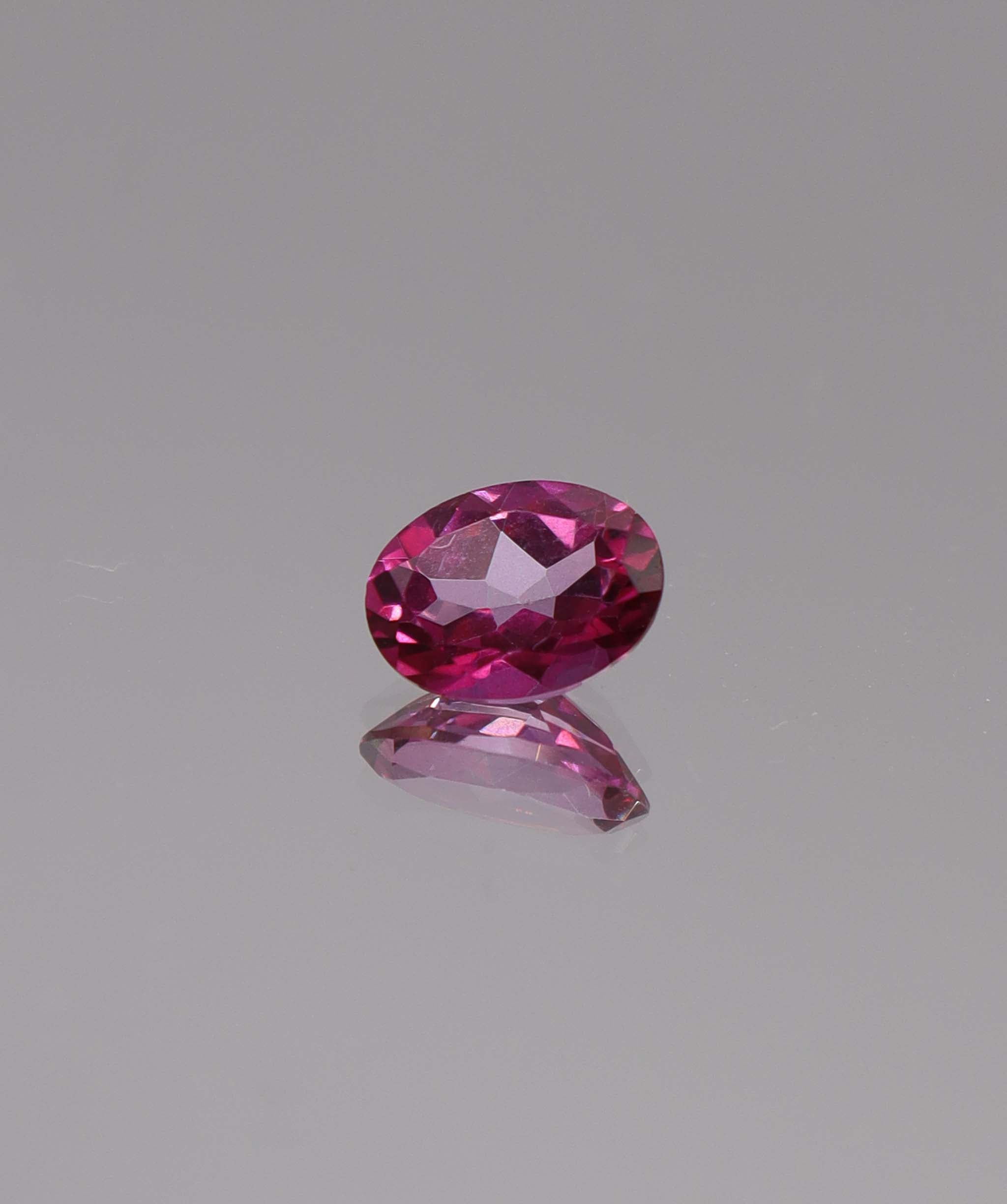Luxury Promise 1.36ct Oval Cut Pink Topaz DXBS6170