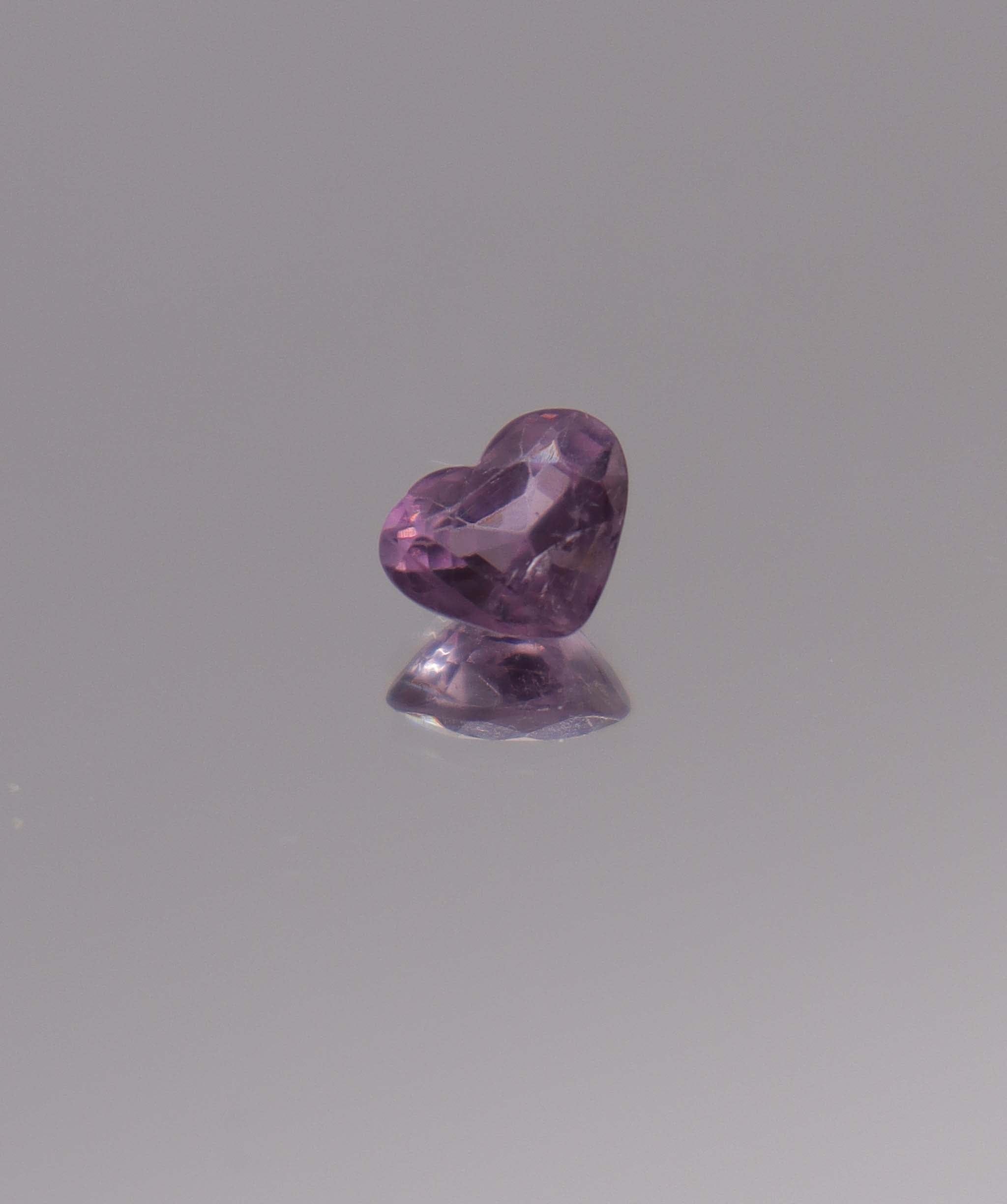 Luxury Promise 1.38ct  heart spinel DXBCD1084