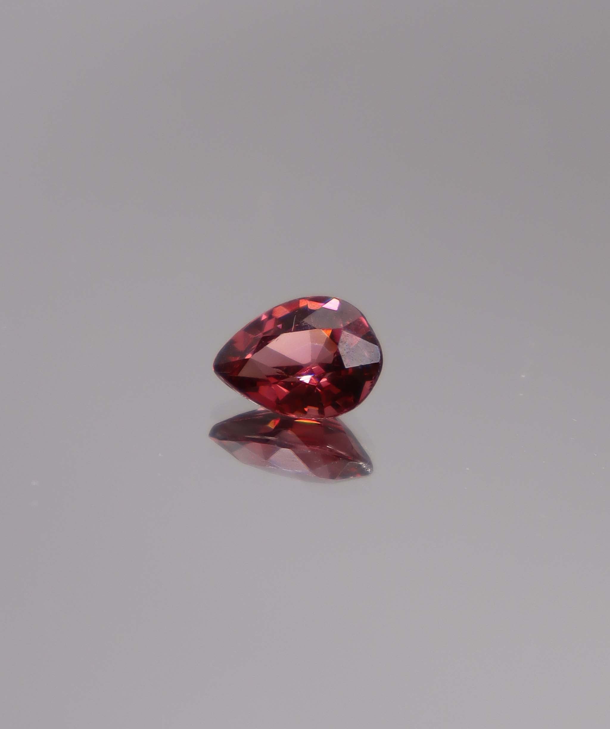 Luxury Promise 1.40ct Malaya Garnet Pear DXBCS3347