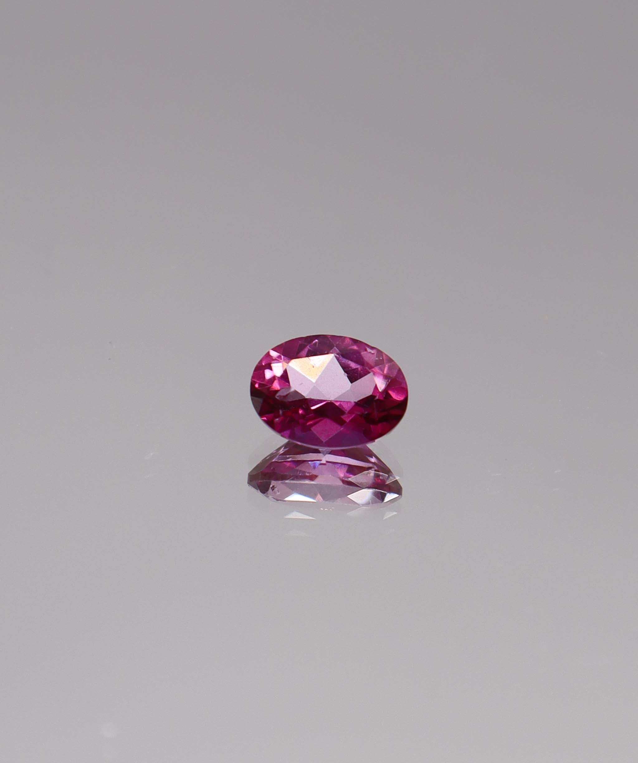 Luxury Promise 1.43ct Oval Cut Pink Topaz DXBS6168