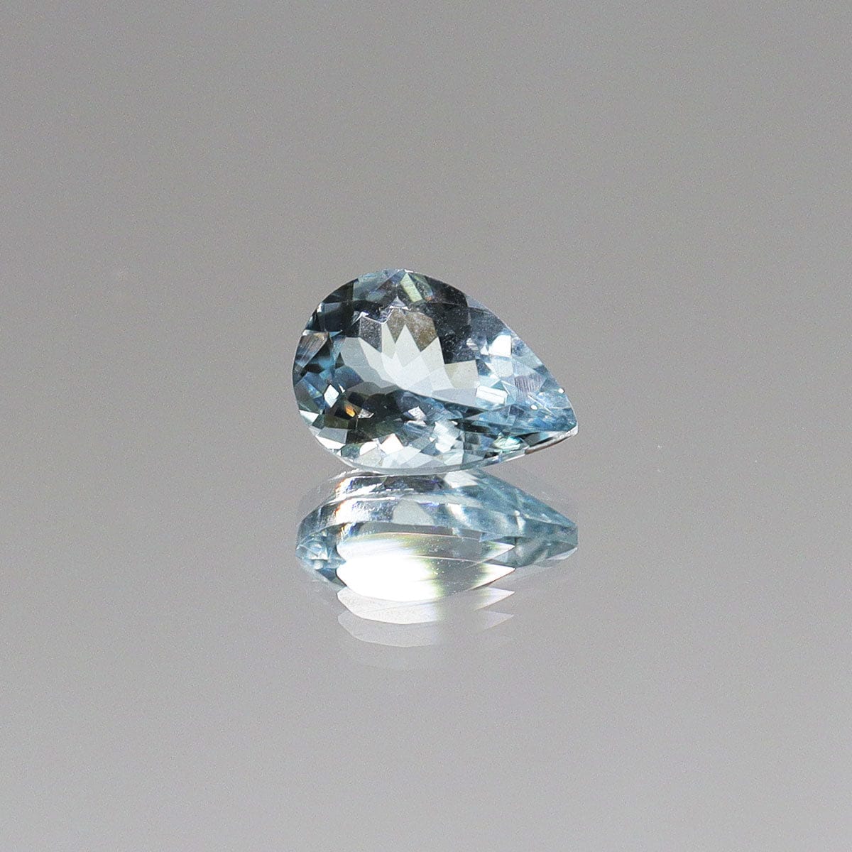 Luxury Promise 1.46ct Aquamarine pear DXBCD0968