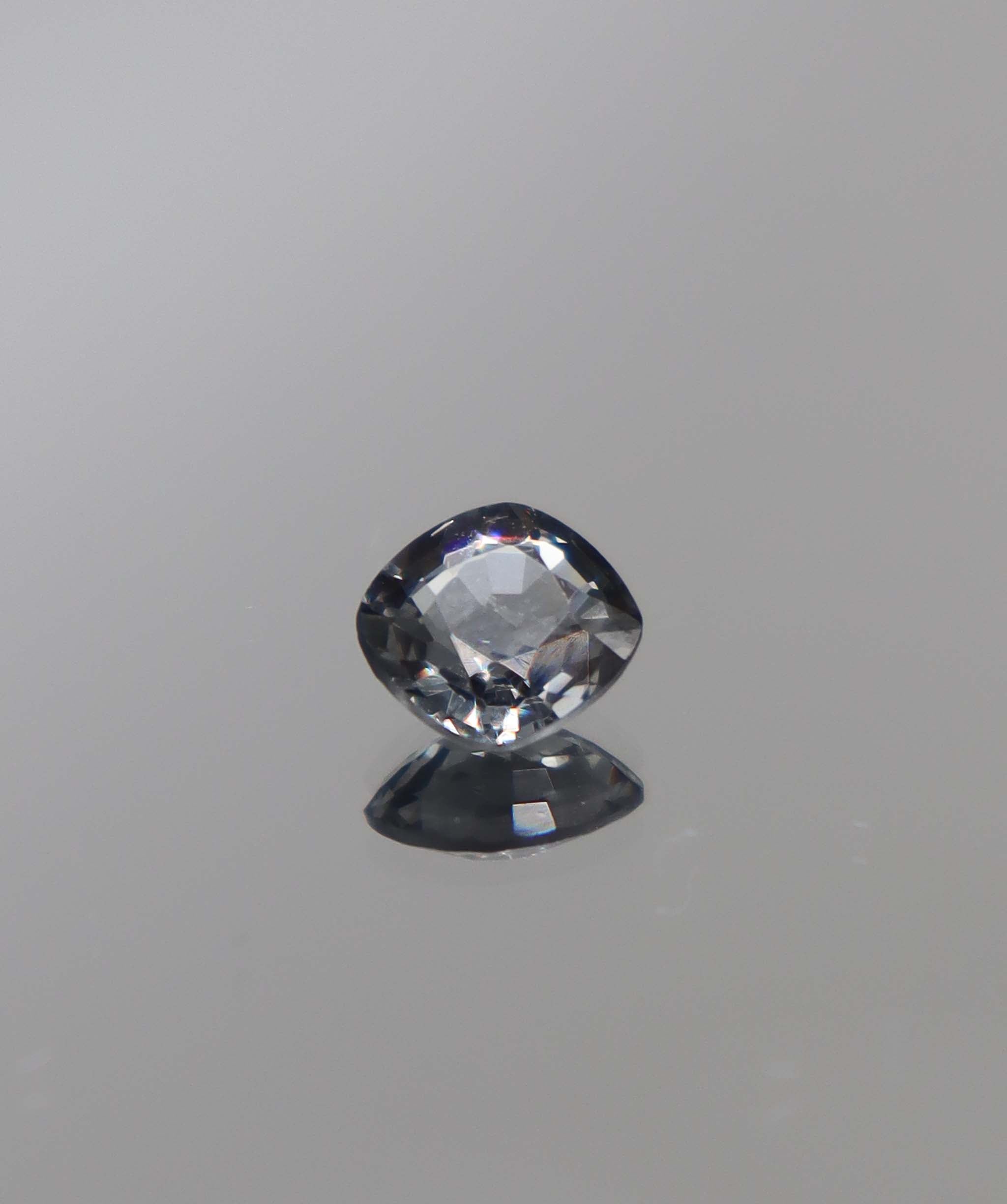 Luxury Promise 1.55ct Gray Spinel Cushion DXBCD1305