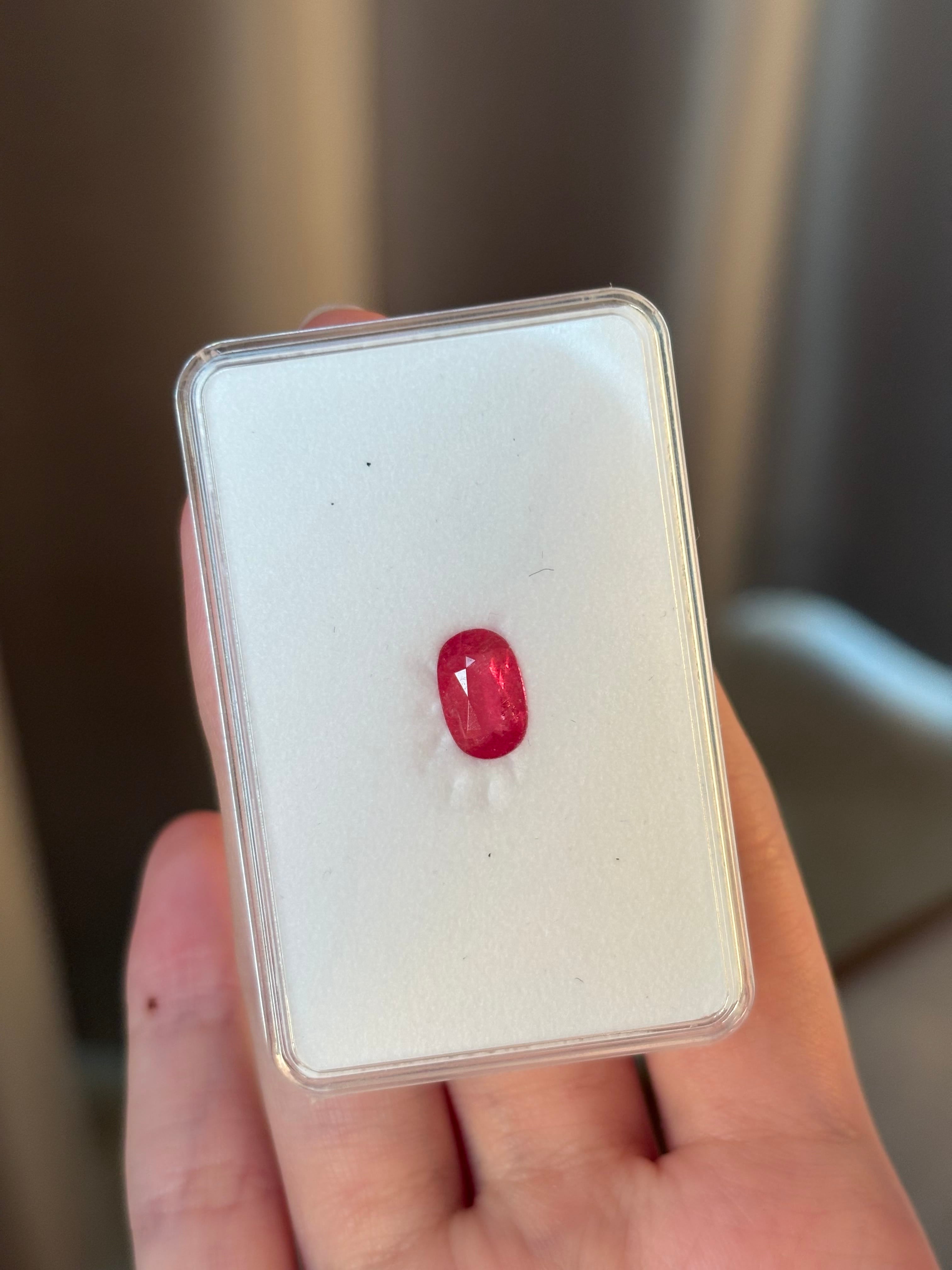 Luxury Promise 1.61ct Rhodonite Oval DXBCS3939