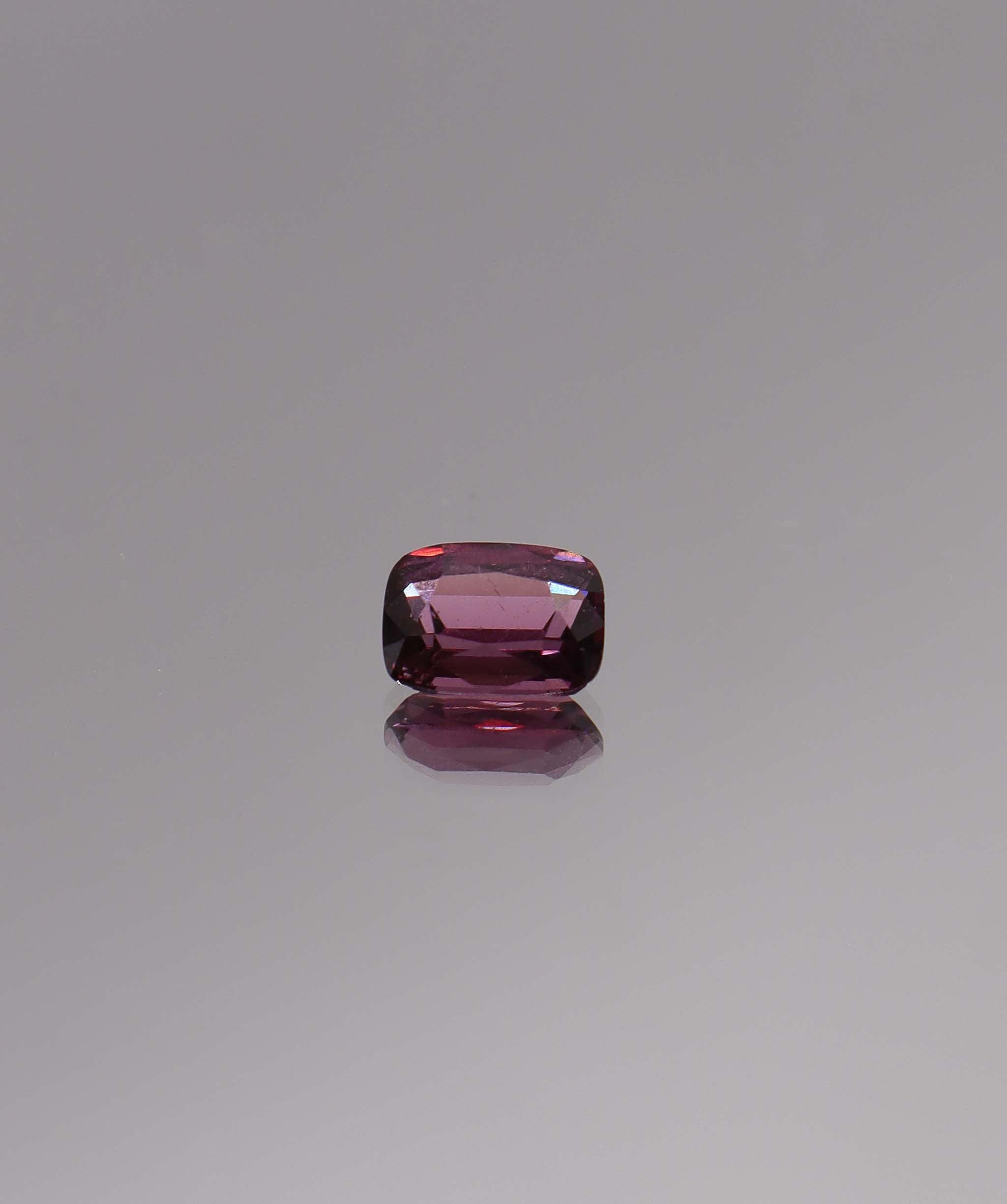 Luxury Promise 1.61ct Rose Spinel Long Cushion DXBCS1517