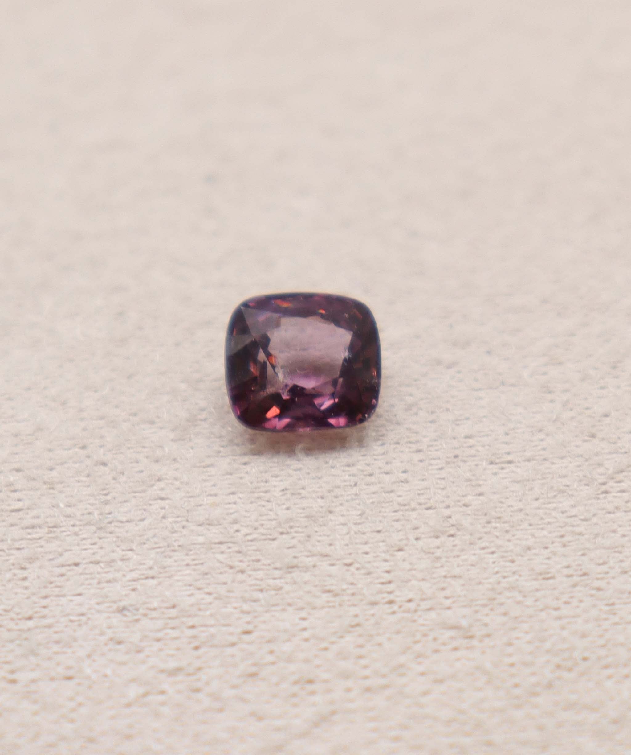 Luxury Promise 1.6ct Purple Cushion Spinel DXBS4944