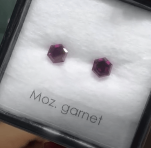 Luxury Promise 1.79ct Mozambique Garnet pair A02022