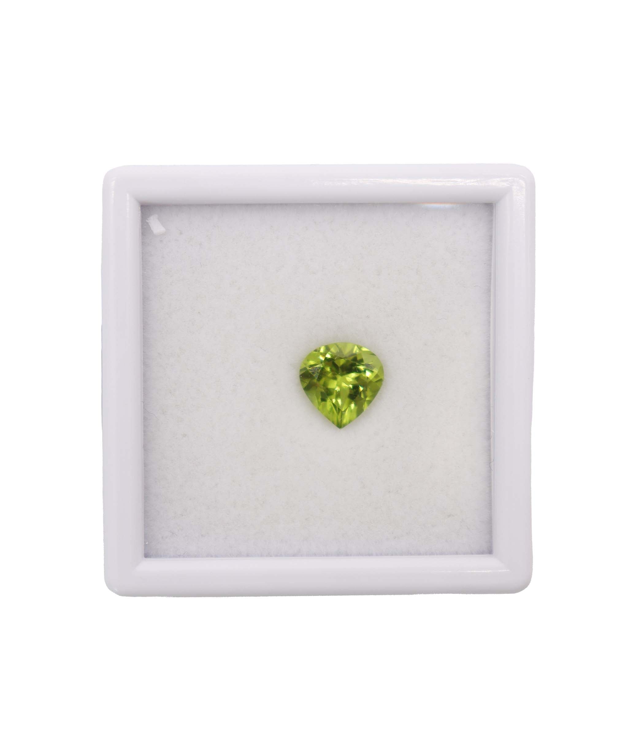 Luxury Promise 1.84cts apple green peridot 8mm DXBD0352