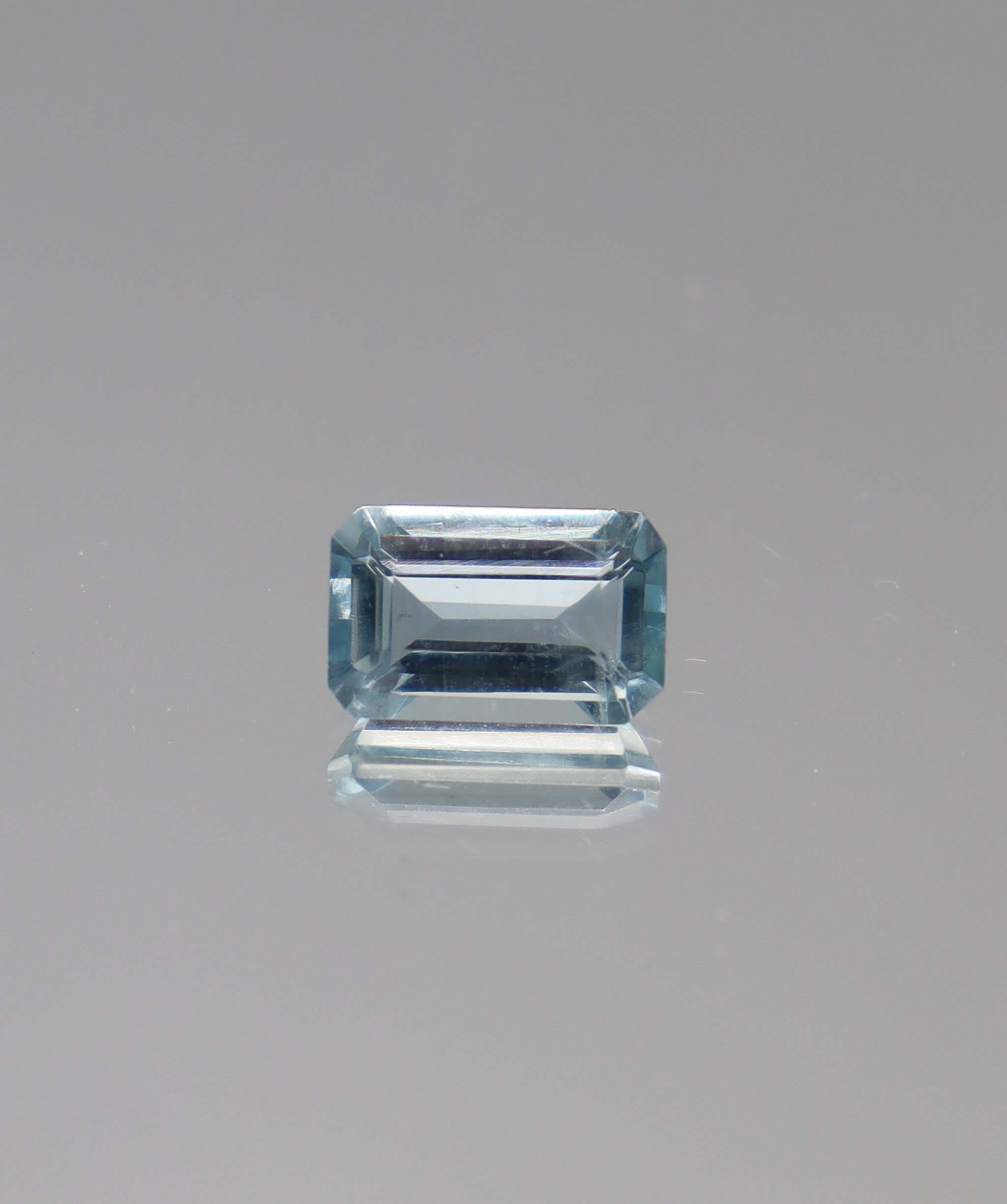 Luxury Promise 1.92ct Aquamarine Emerald cut DXBCS4466