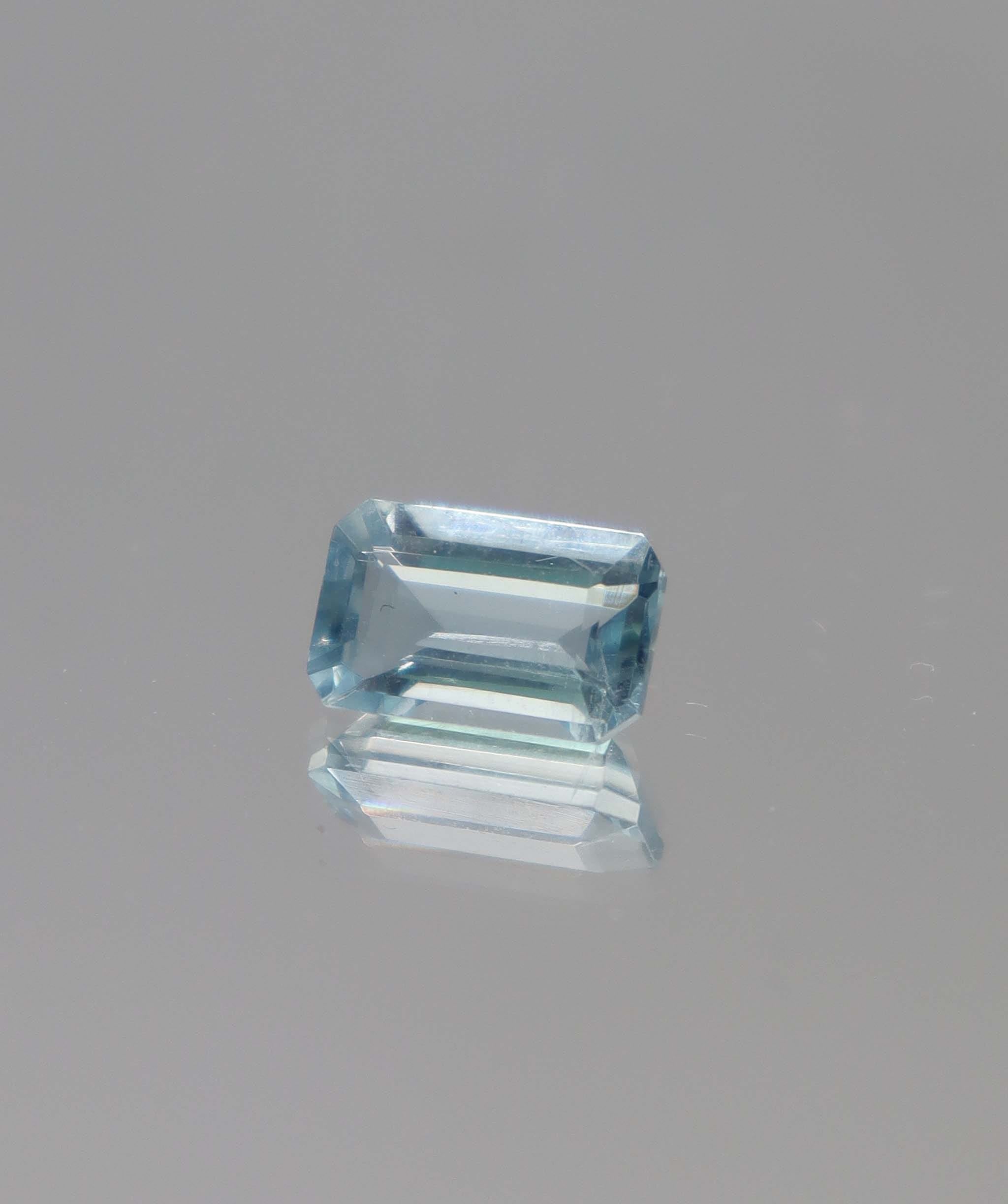 Luxury Promise 1.92ct Aquamarine Emerald cut DXBCS4466