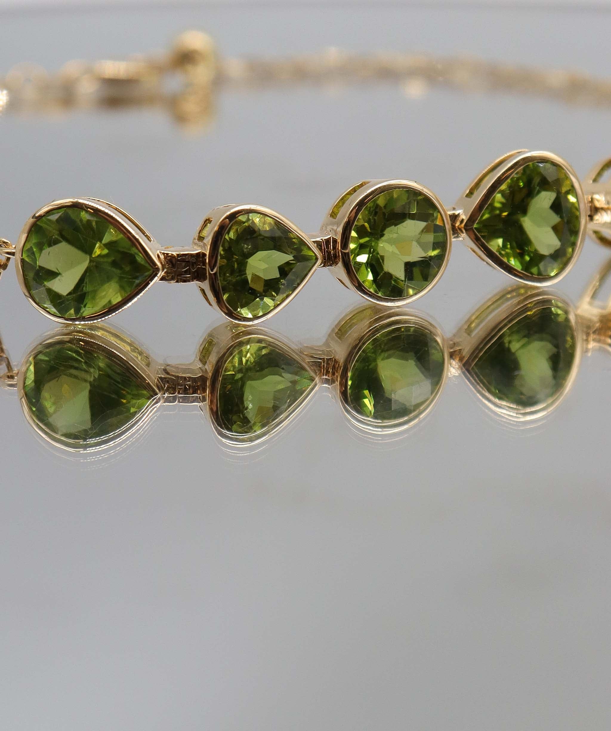 Luxury Promise 10.04ct Peridot YG Necklace/Choker DXBS5612