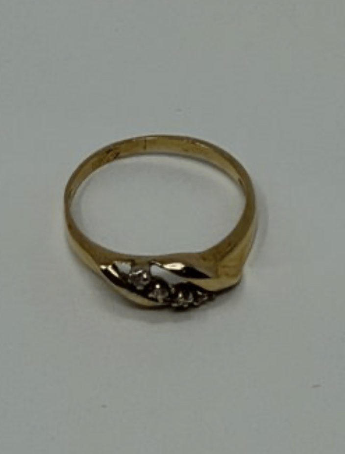 Luxury Promise 10ky 1g sz 4 natural diamonds 0.04ct ring  AFI066