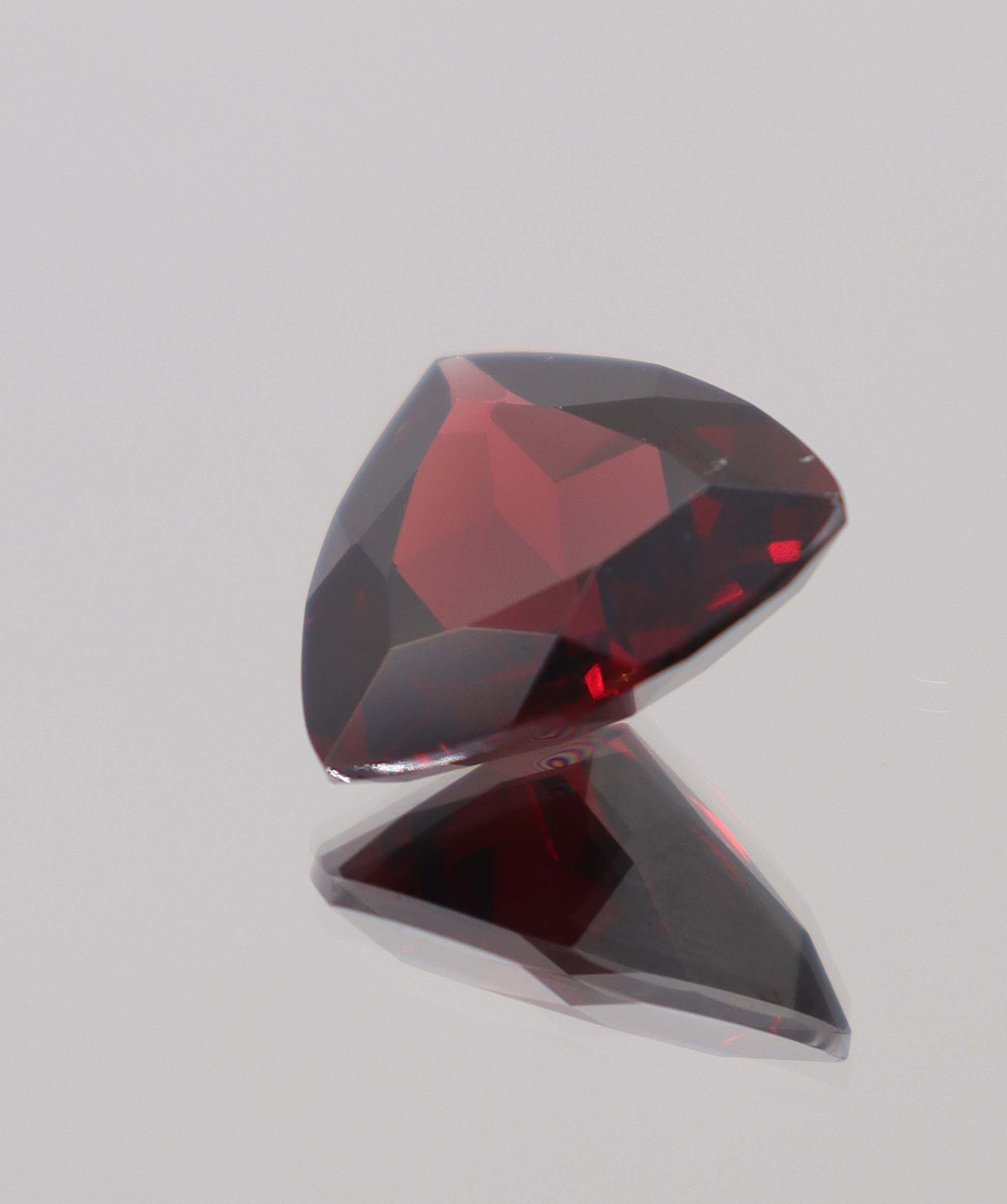 Luxury Promise 11.38ct Almandine Trillion  DXBCS0404
