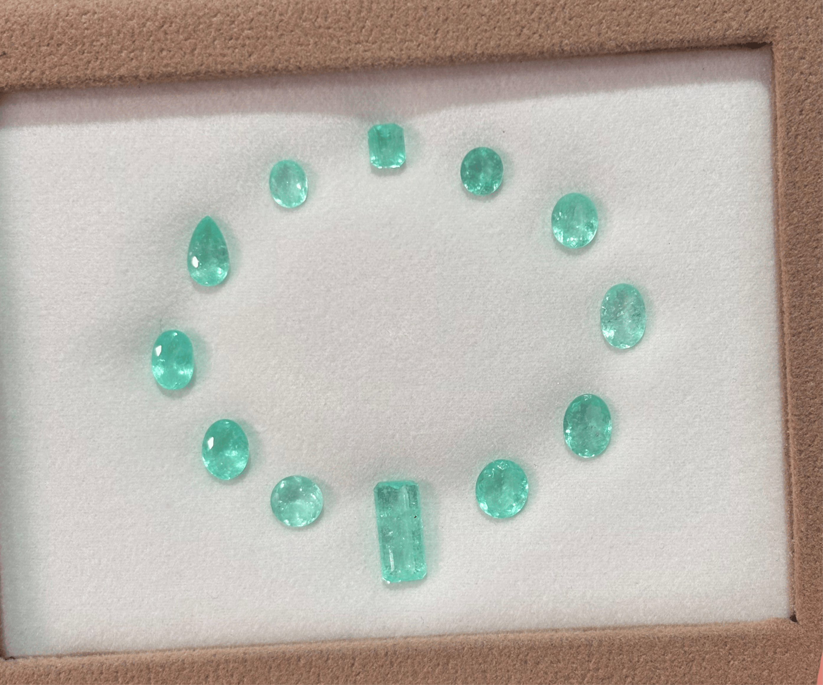 Luxury Promise 13.01ct Paraiba Layout DXBCD0322
