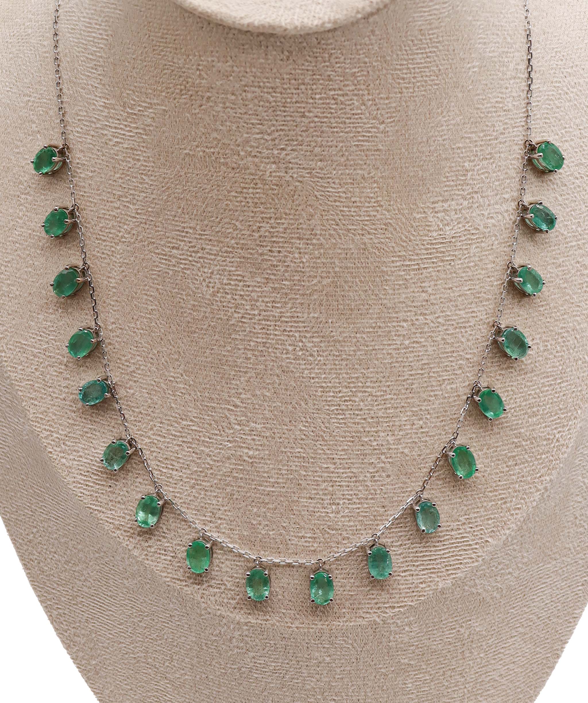 Luxury Promise 13.61ct Emerald Necklace with Cert DXBS5676