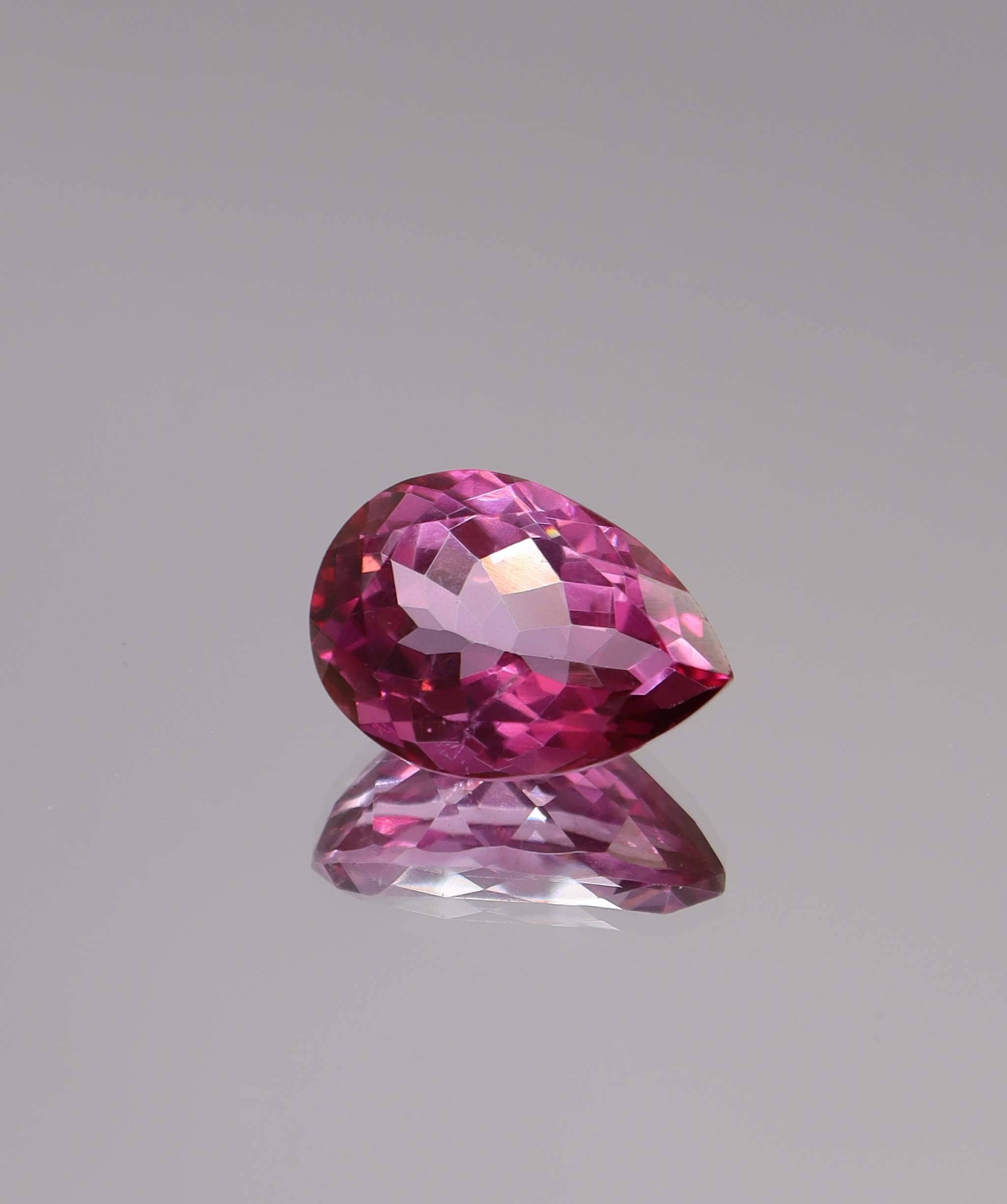 Luxury Promise 15.61ct Pear Cut Pink Topaz DXBS6134