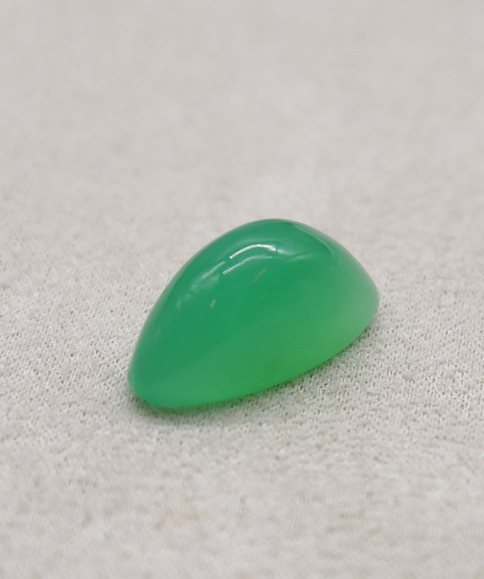 Luxury Promise 16.13ct Chrysoprase Cabochon Oval DXBCS2397