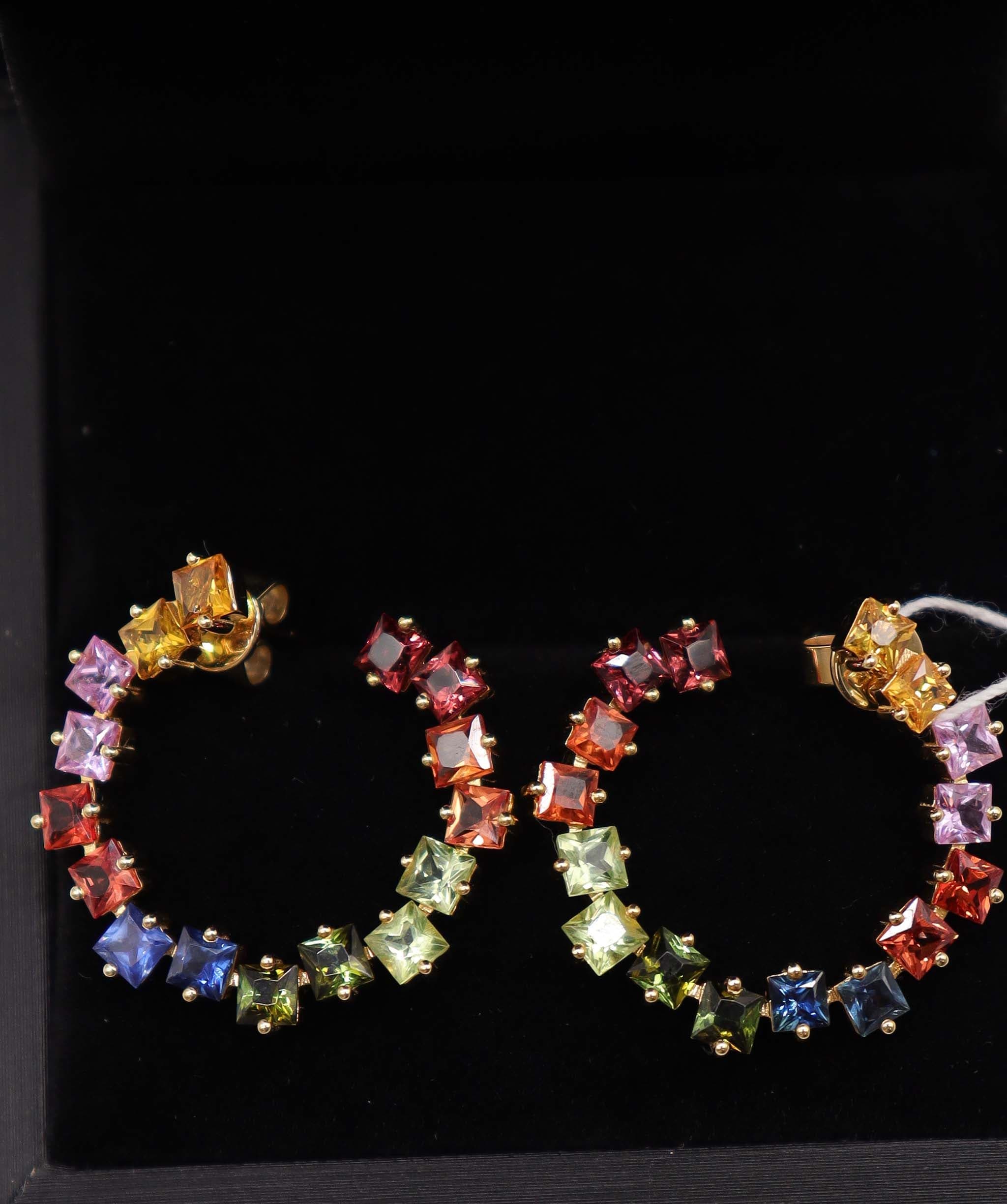 Luxury Promise 18K Rainbow Sapphire Earrings (32 Rainbow Sapphire Natural 5.50ct) (18K Yellow Gold 5.08 grams) MS8968