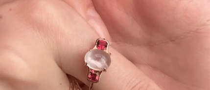 Luxury Promise 18K Yellow Gold Moonstones 1.78 ct Ring Pink Spinels 0.56 ct / 2 pcs RM2565
