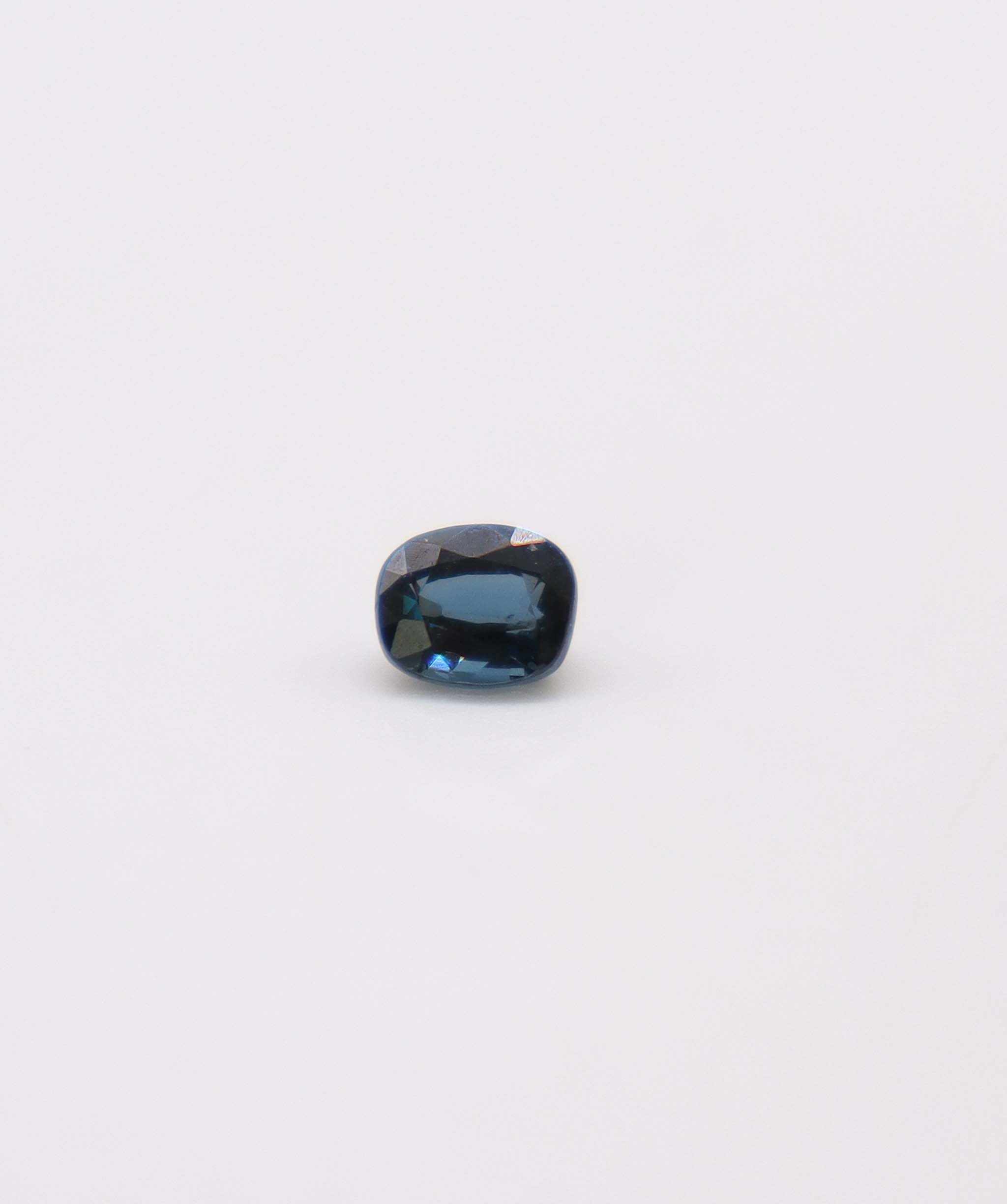 Luxury Promise 1ct Blue Elongated Cushion Spinel DXBS4808