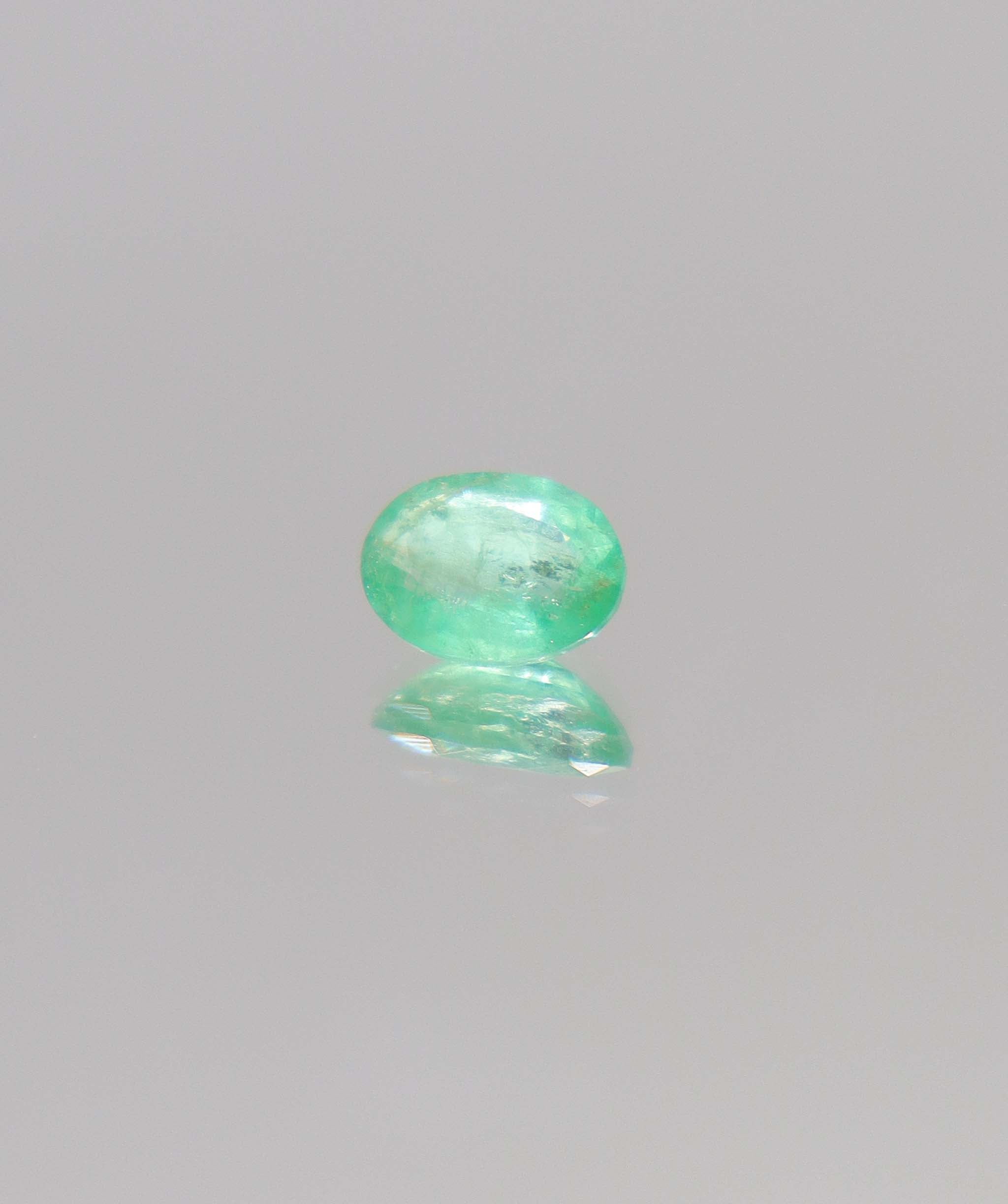 Luxury Promise 1ct  Columbian Emeralds DXBCS0037